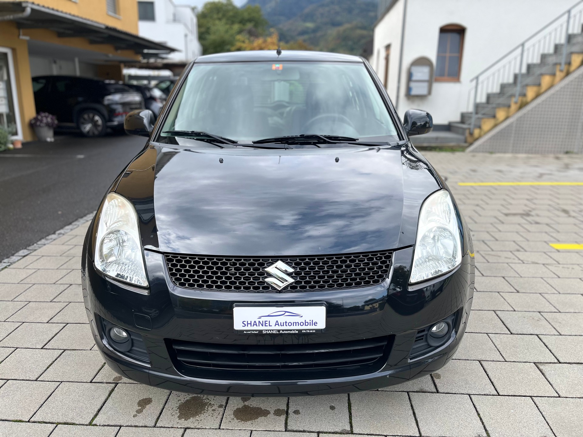 SUZUKI Swift 1.3i 16V GL Top-image-0