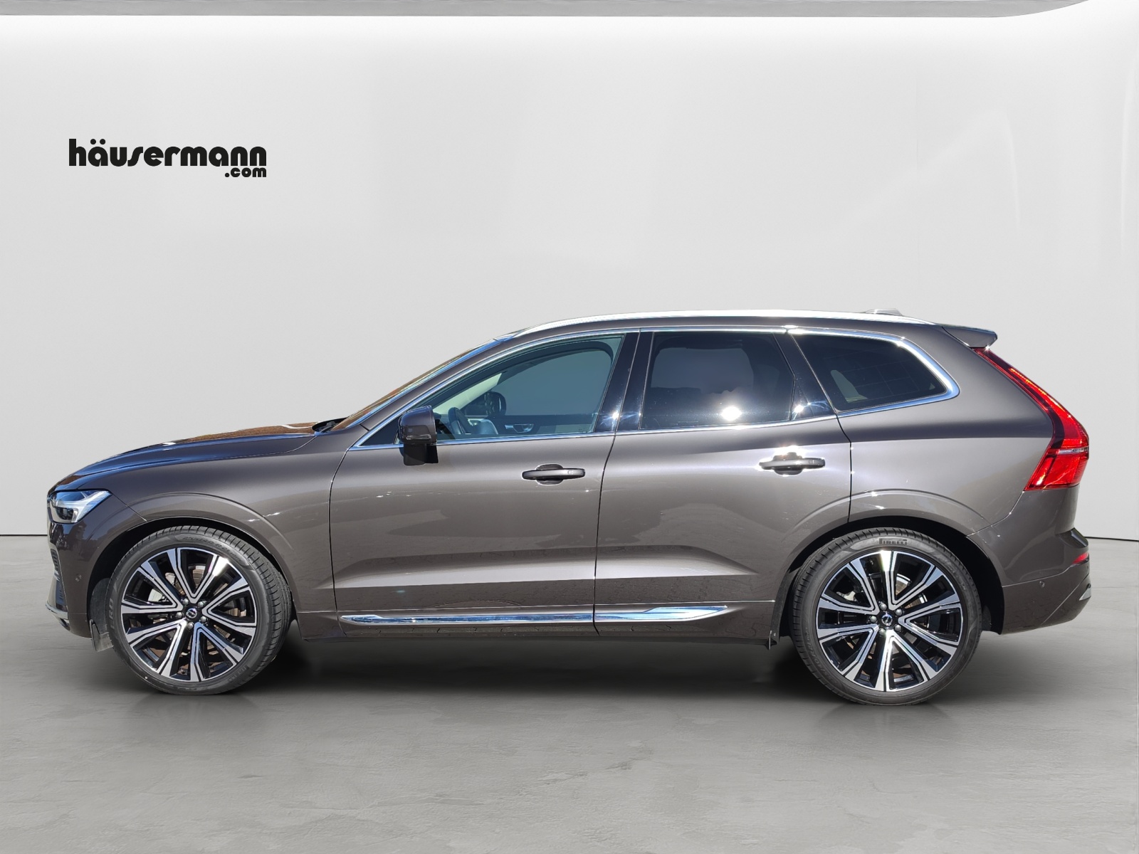 VOLVO XC60 2.0 B5 MH Ultimate Bright AWD-image-2