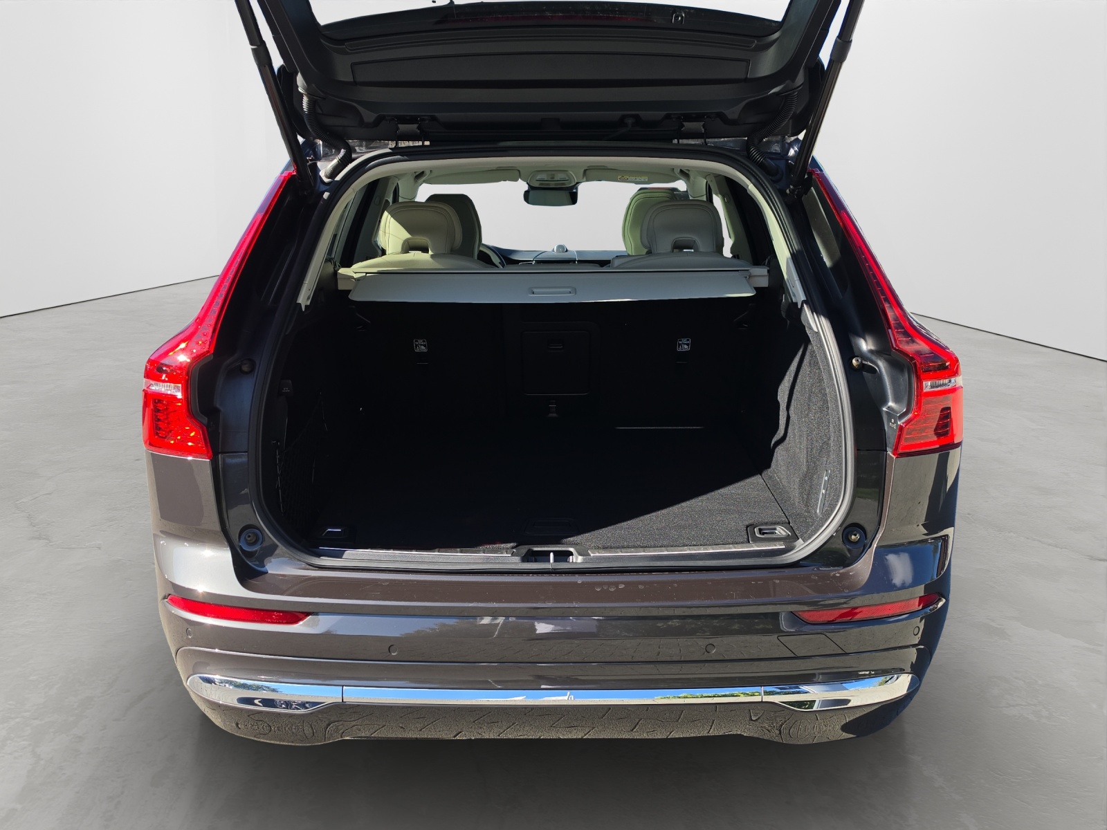 VOLVO XC60 2.0 B5 MH Ultimate Bright AWD-image-5