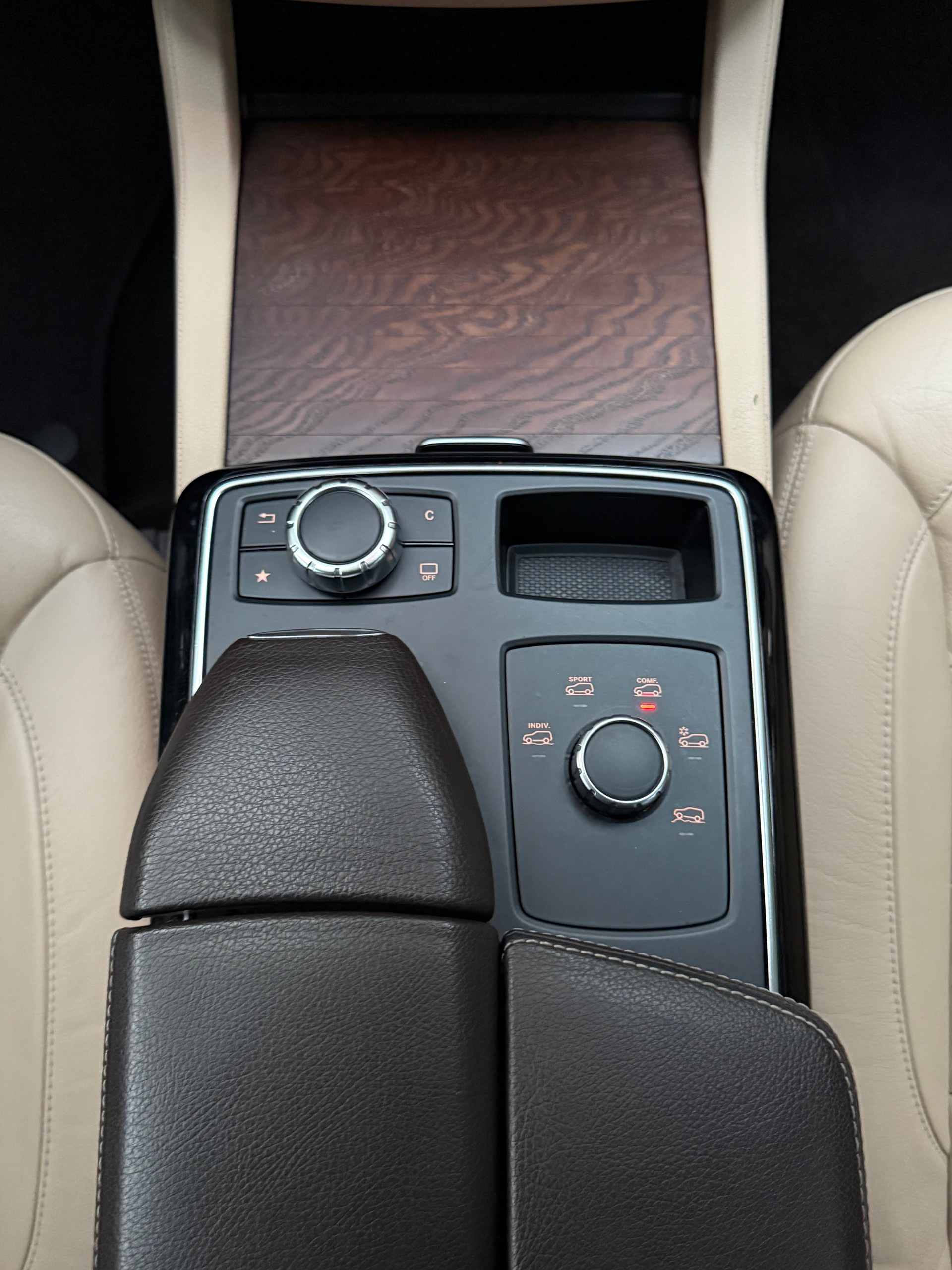 MERCEDES-BENZ GLE 250 d 4Matic 9G-Tronic-image-11