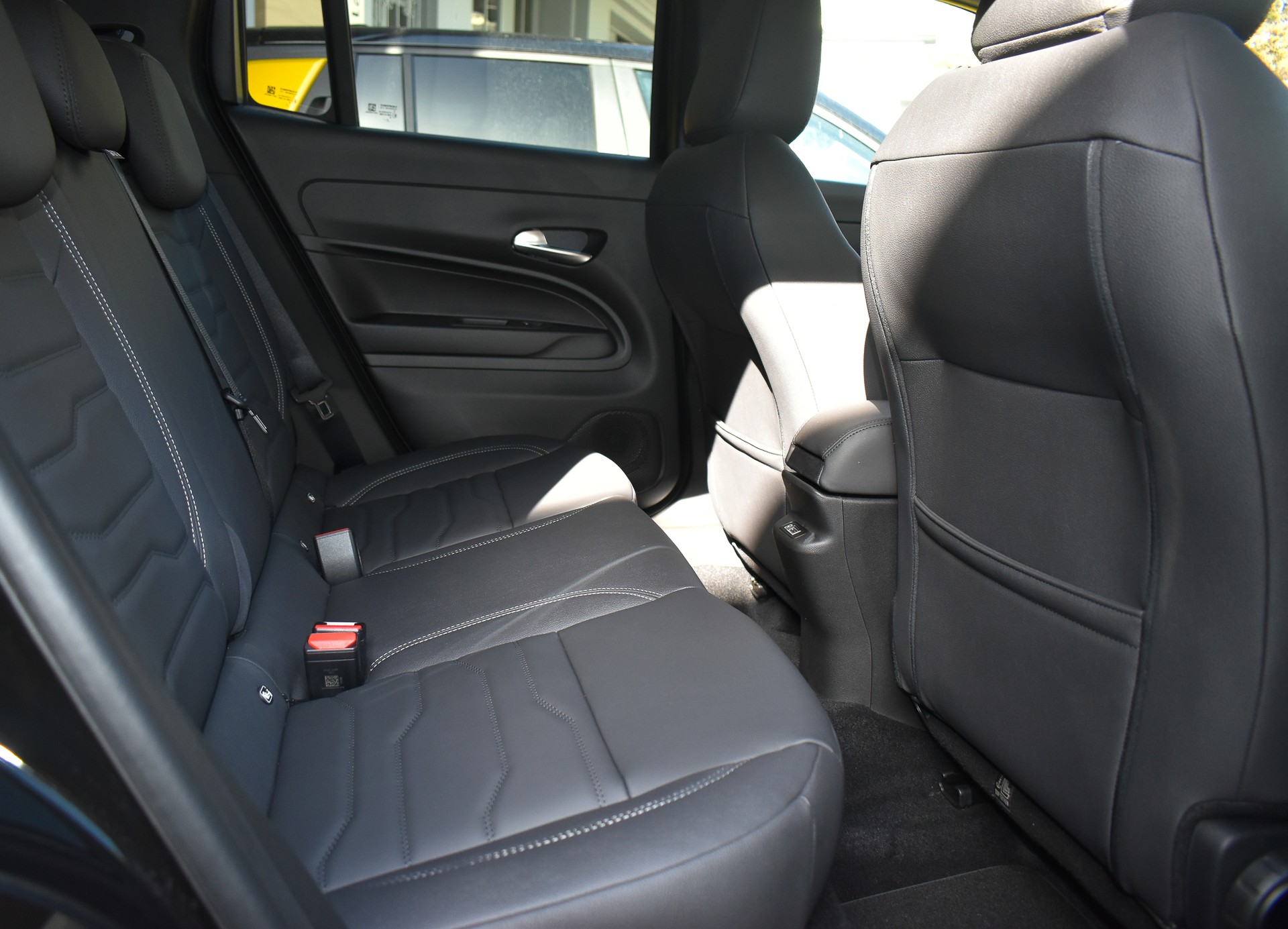 JEEP Avenger 54kWh Summit-image-17