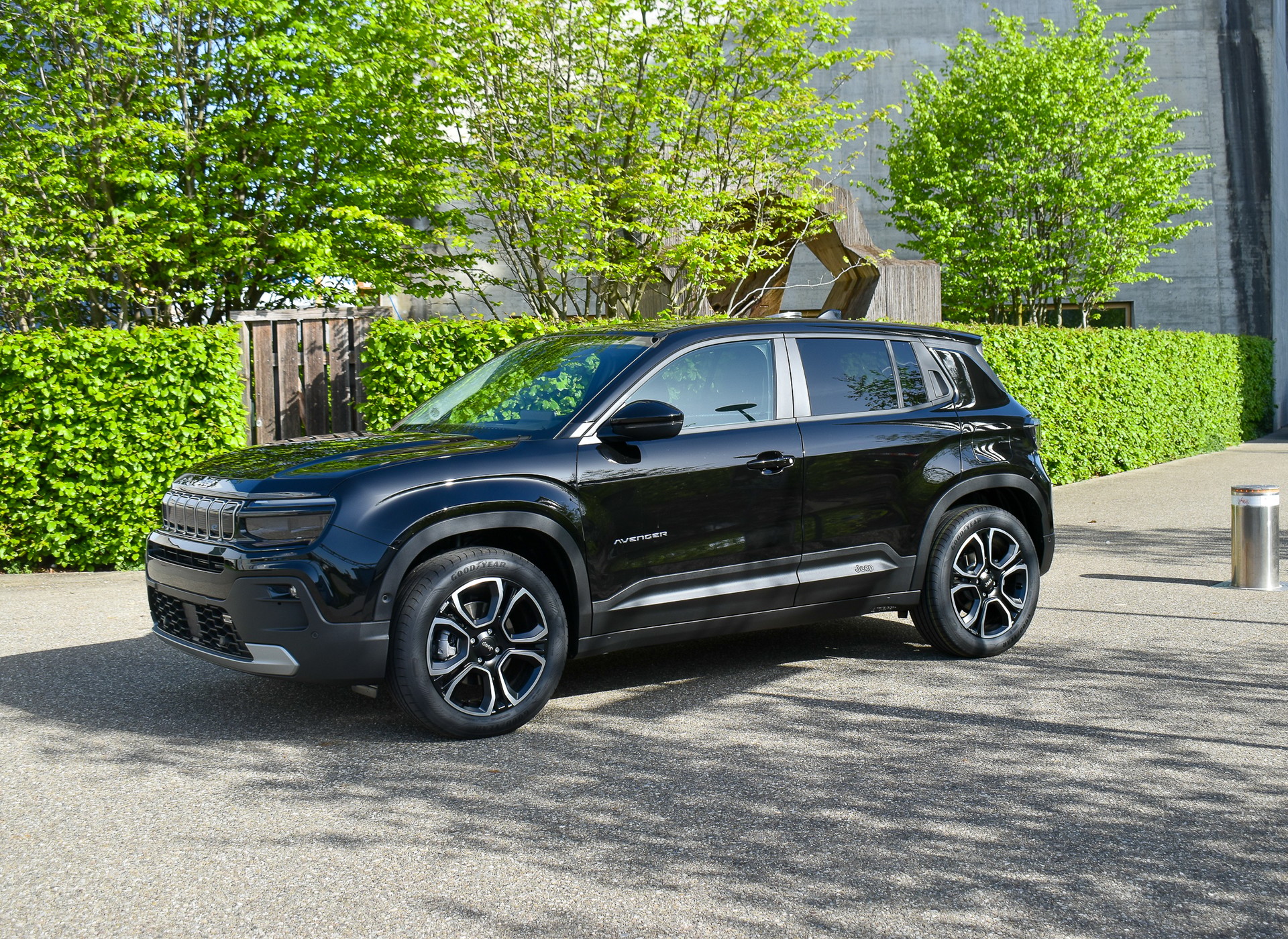 JEEP Avenger 54kWh Summit-image-4