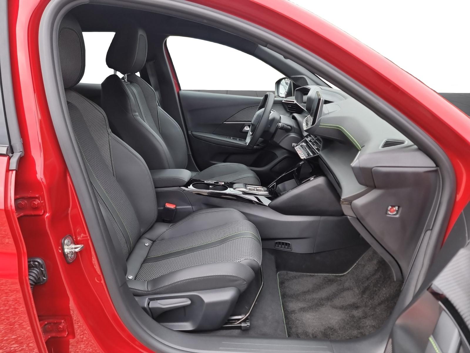 PEUGEOT 208 e-GT-image-9