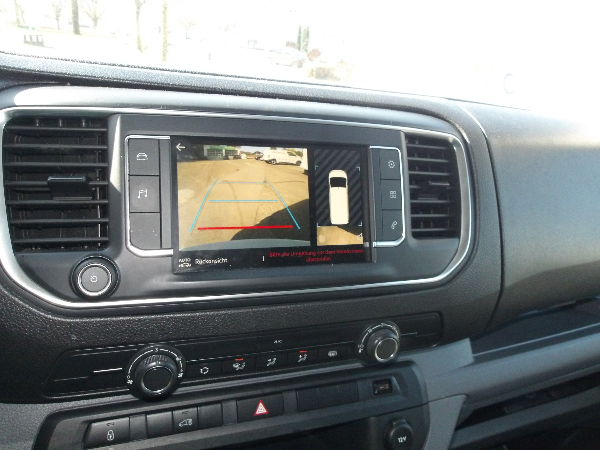 CITROEN Jumpy 2.0 BlueHDi 145 M EAT8-image-9