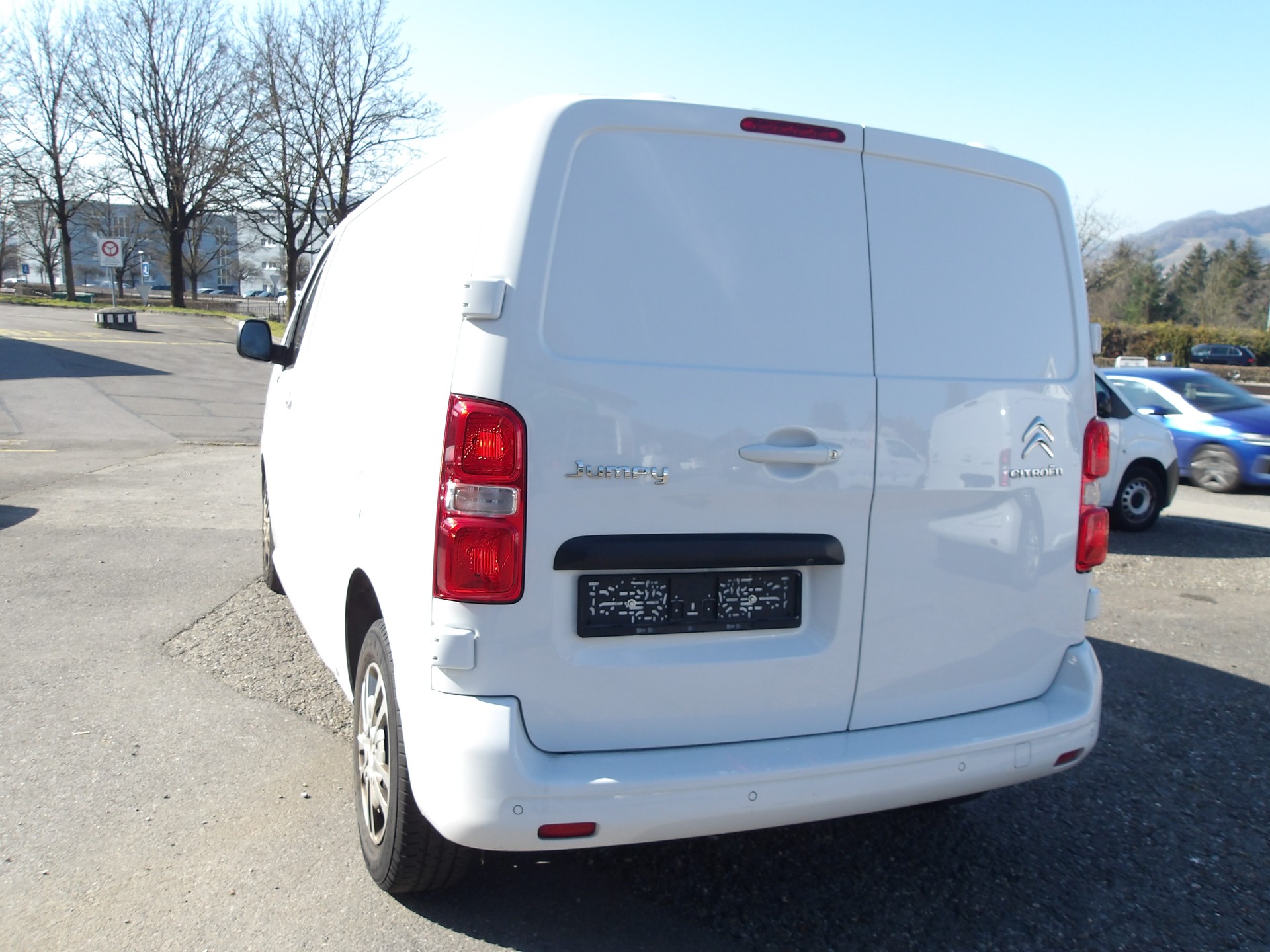 CITROEN Jumpy 2.0 BlueHDi 145 M EAT8-image-6