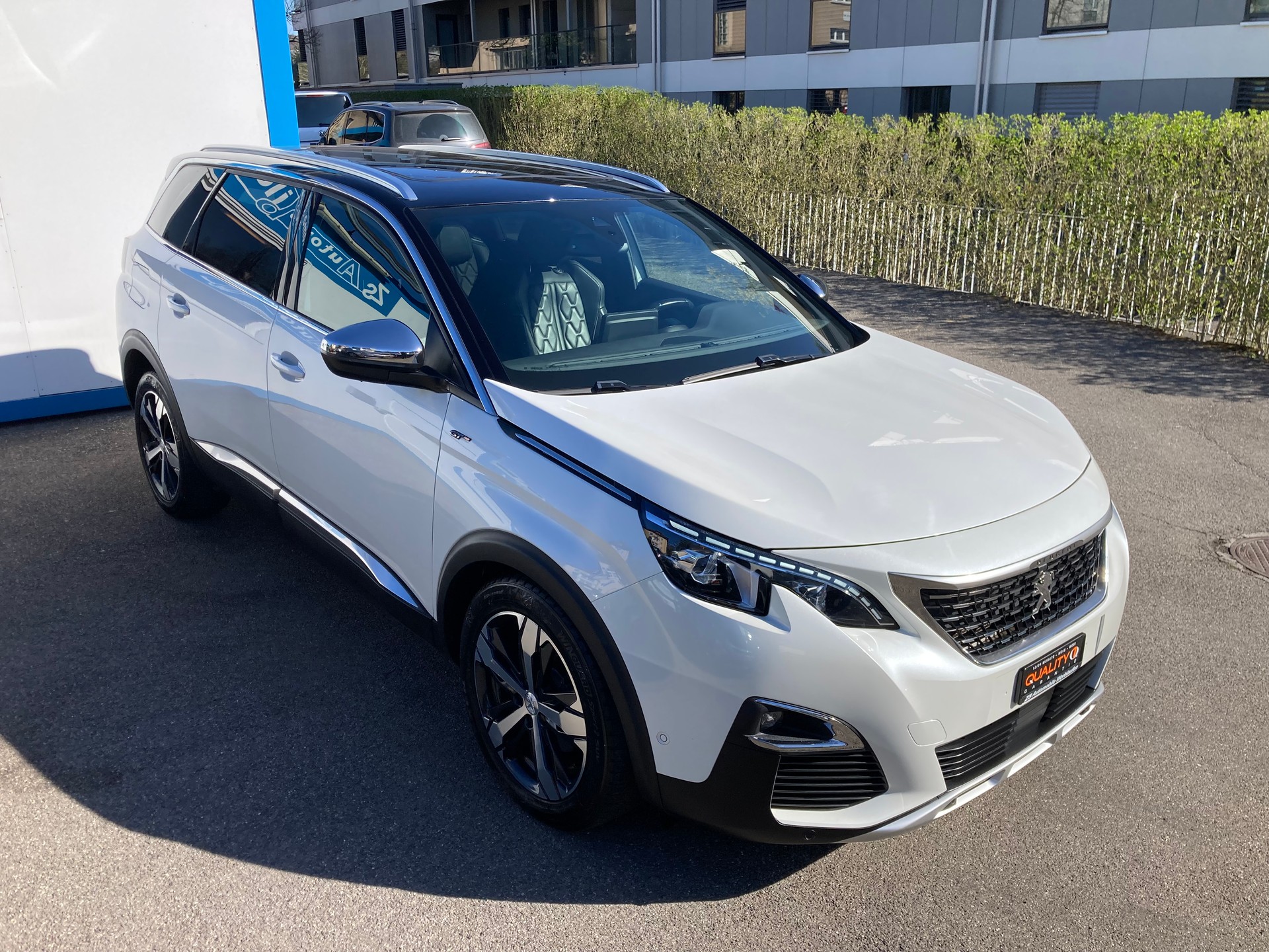 PEUGEOT 5008 2.0 BlueHDi GT EAT-image-4