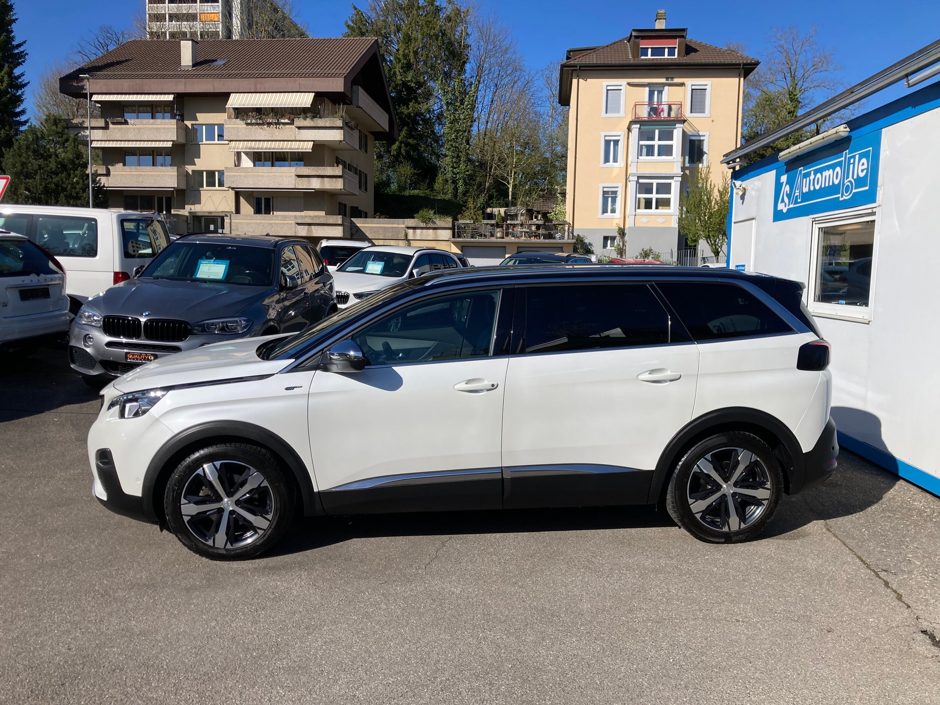 PEUGEOT 5008 2.0 BlueHDi GT EAT-image-1