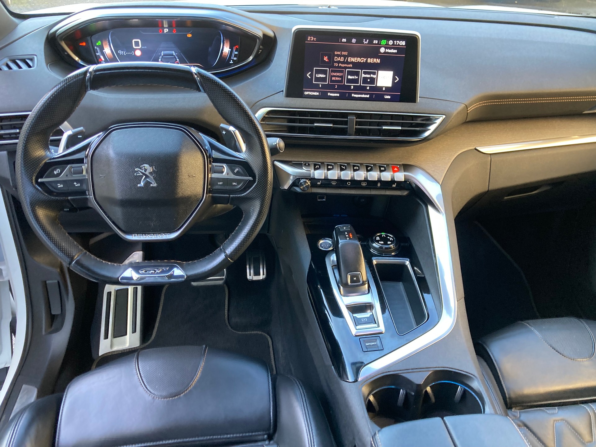 PEUGEOT 5008 2.0 BlueHDi GT EAT-image-10