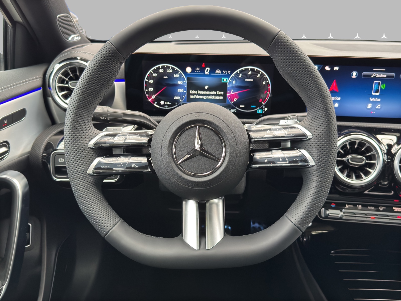MERCEDES-BENZ A 250 4Matic 8G-DCT-image-12