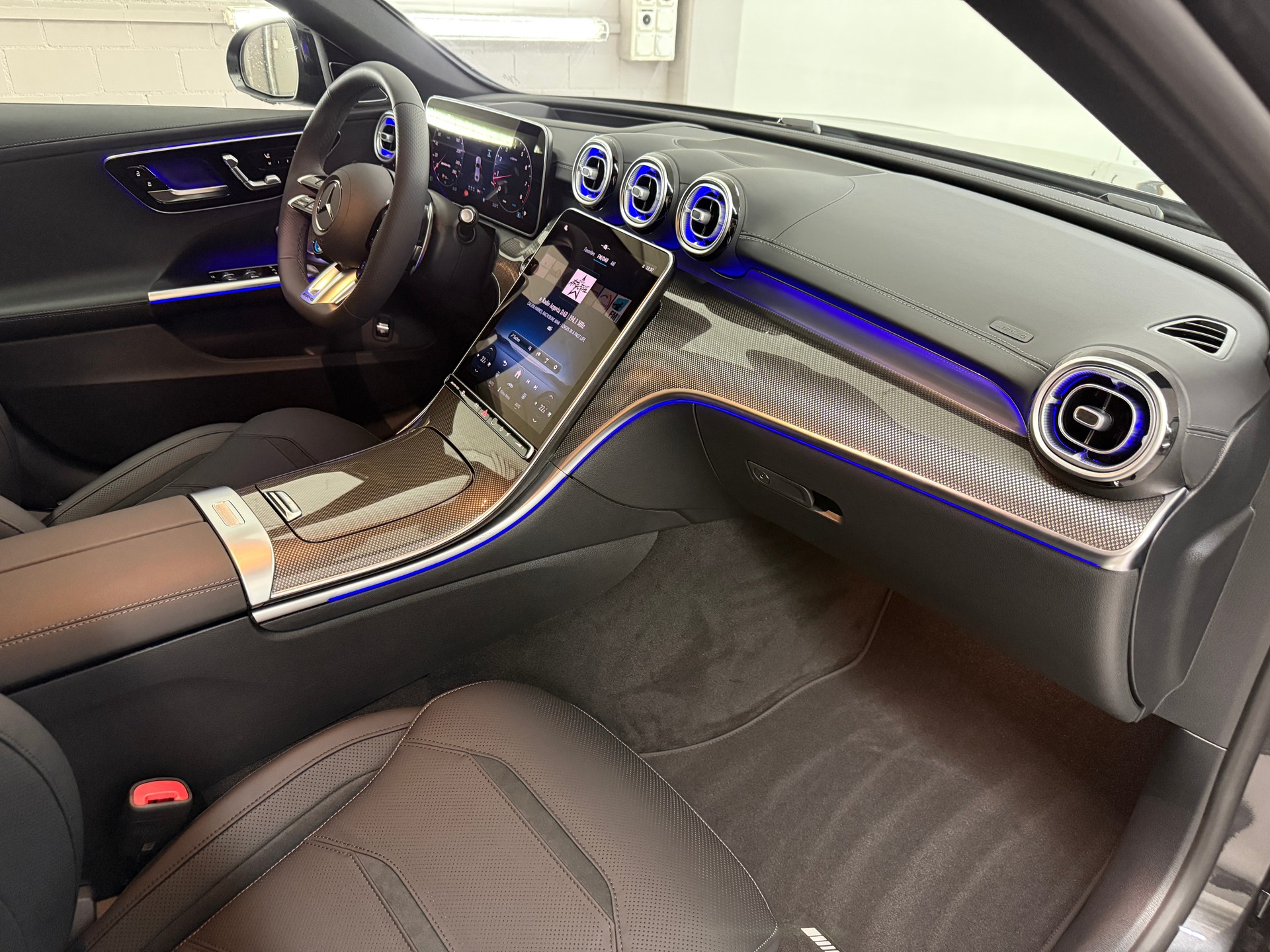 MERCEDES-BENZ AMG C 43 4MATIC Limousine Executive Edition-image-10