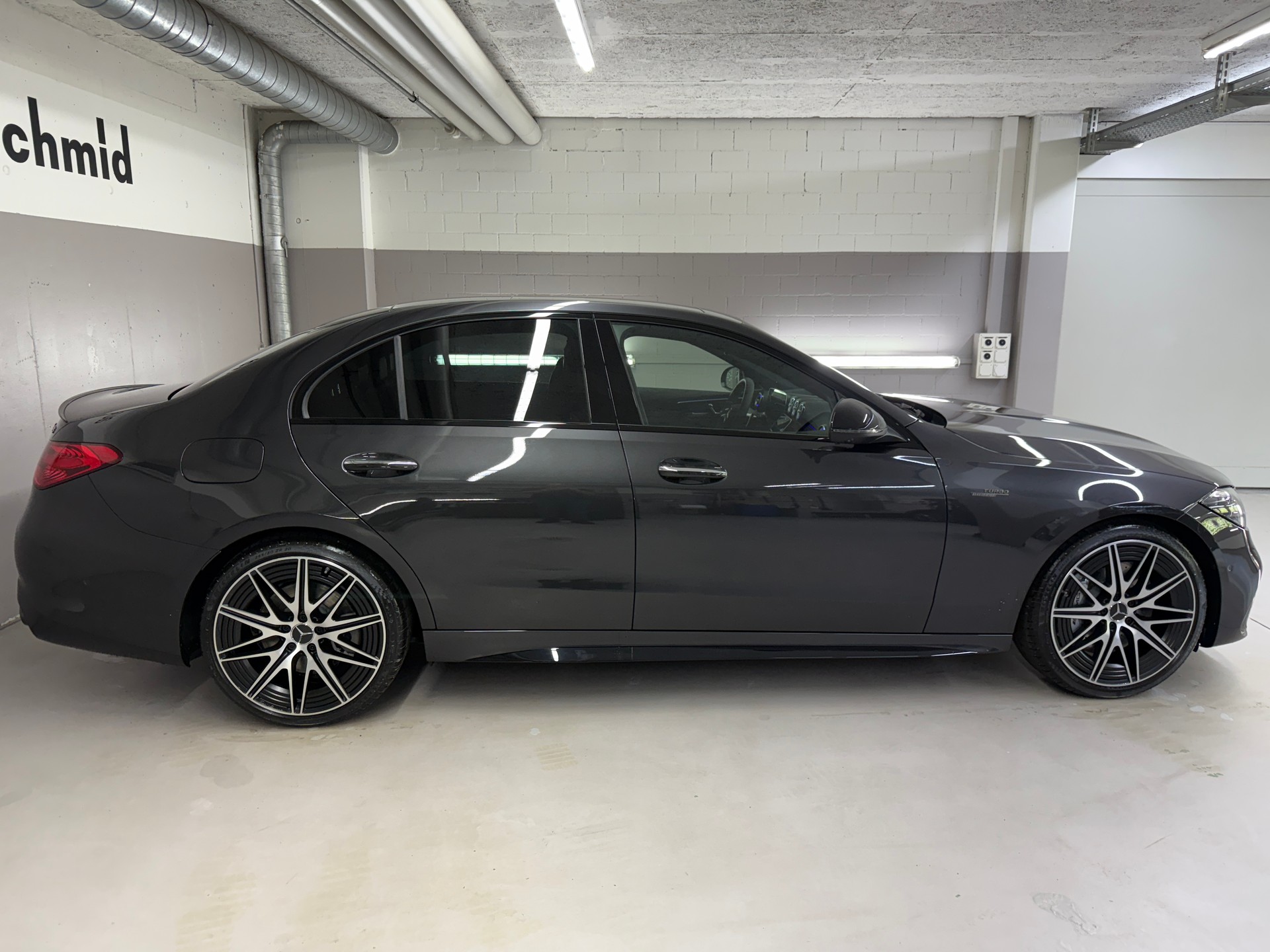 MERCEDES-BENZ AMG C 43 4MATIC Limousine Executive Edition-showroom-element-2