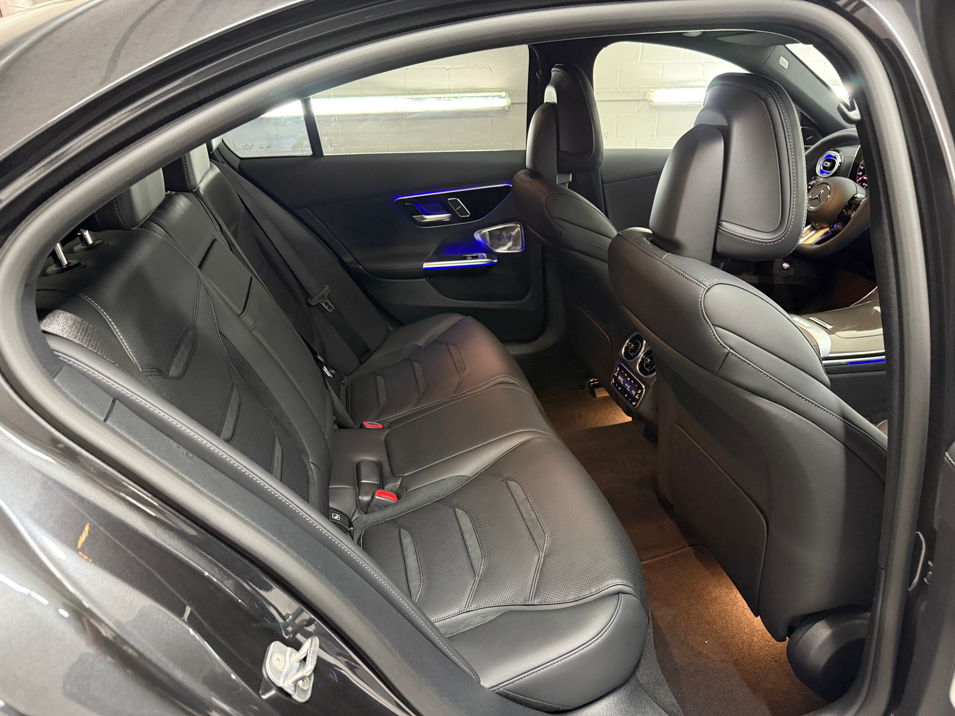 MERCEDES-BENZ AMG C 43 4MATIC Limousine Executive Edition-image-8