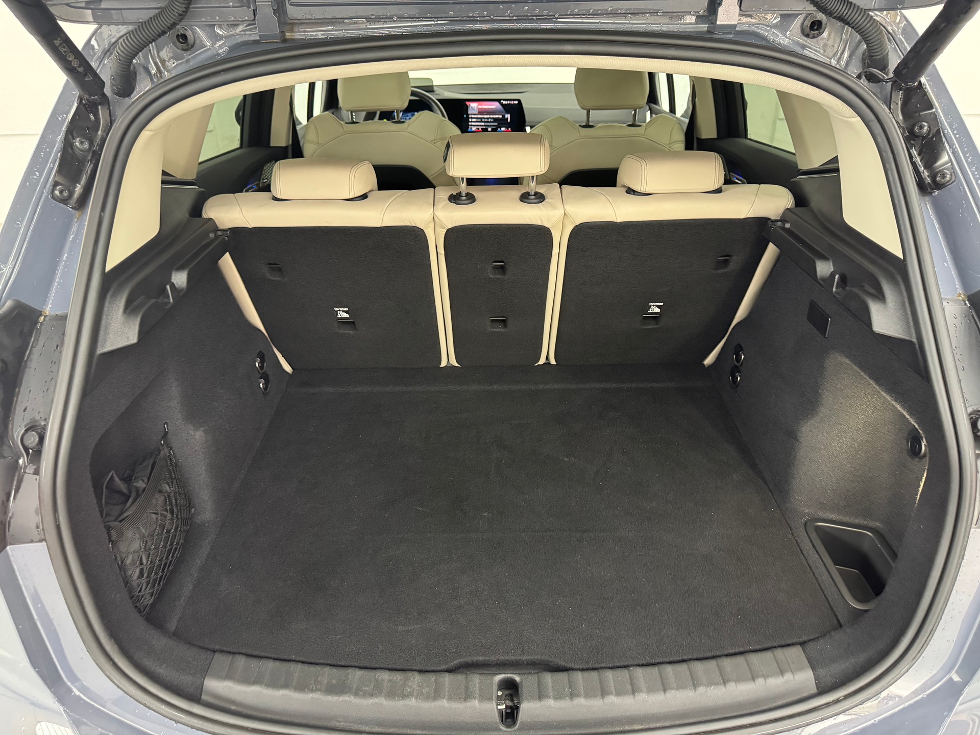 BMW 225e xDrive Active Tourer-image-31