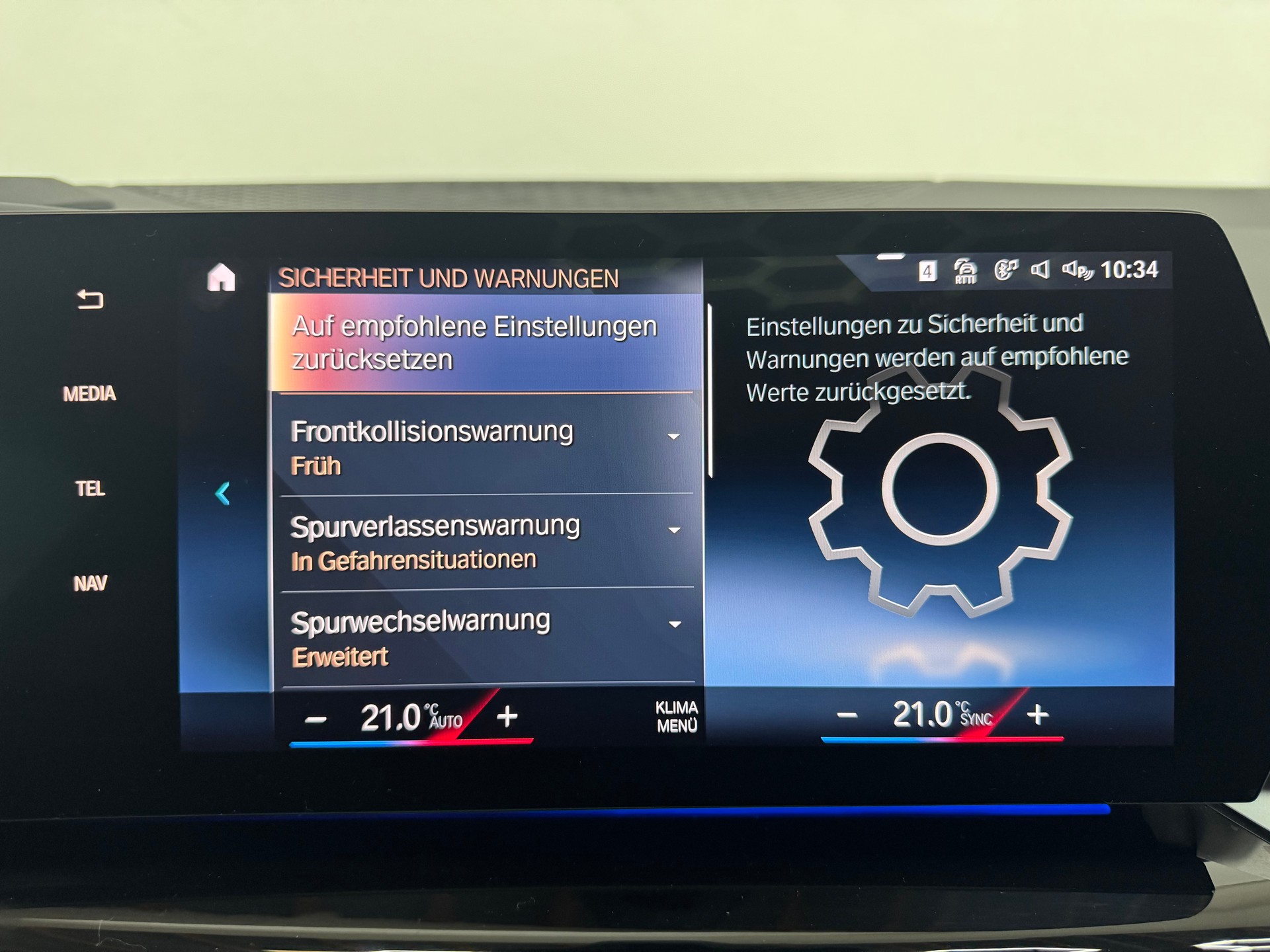 BMW 225e xDrive Active Tourer-image-20