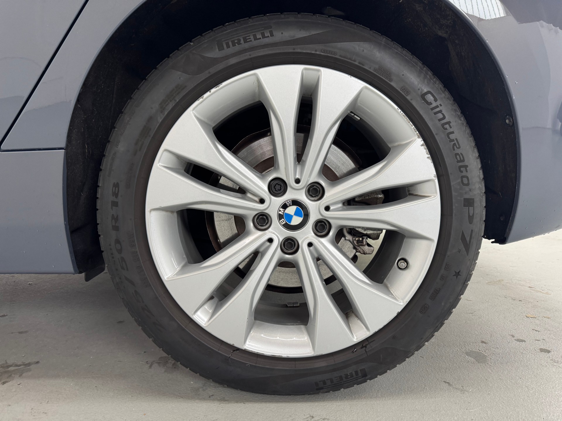 BMW 225e xDrive Active Tourer-image-8