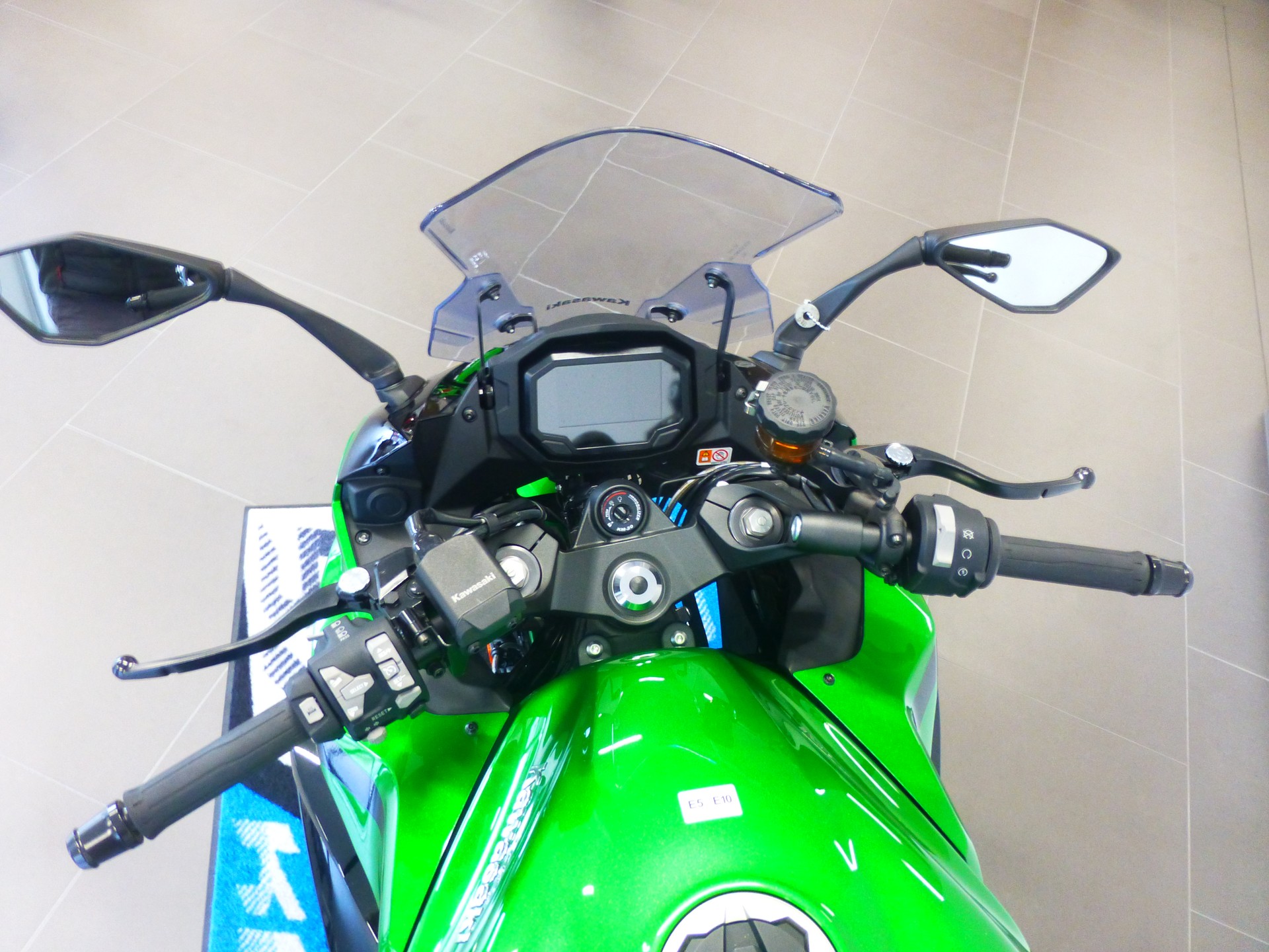 KAWASAKI Ninja 1100 SX SE-image-8