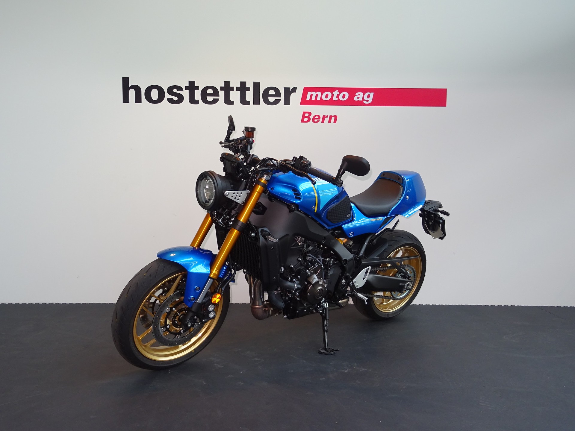 YAMAHA XSR 900-showroom-element-3