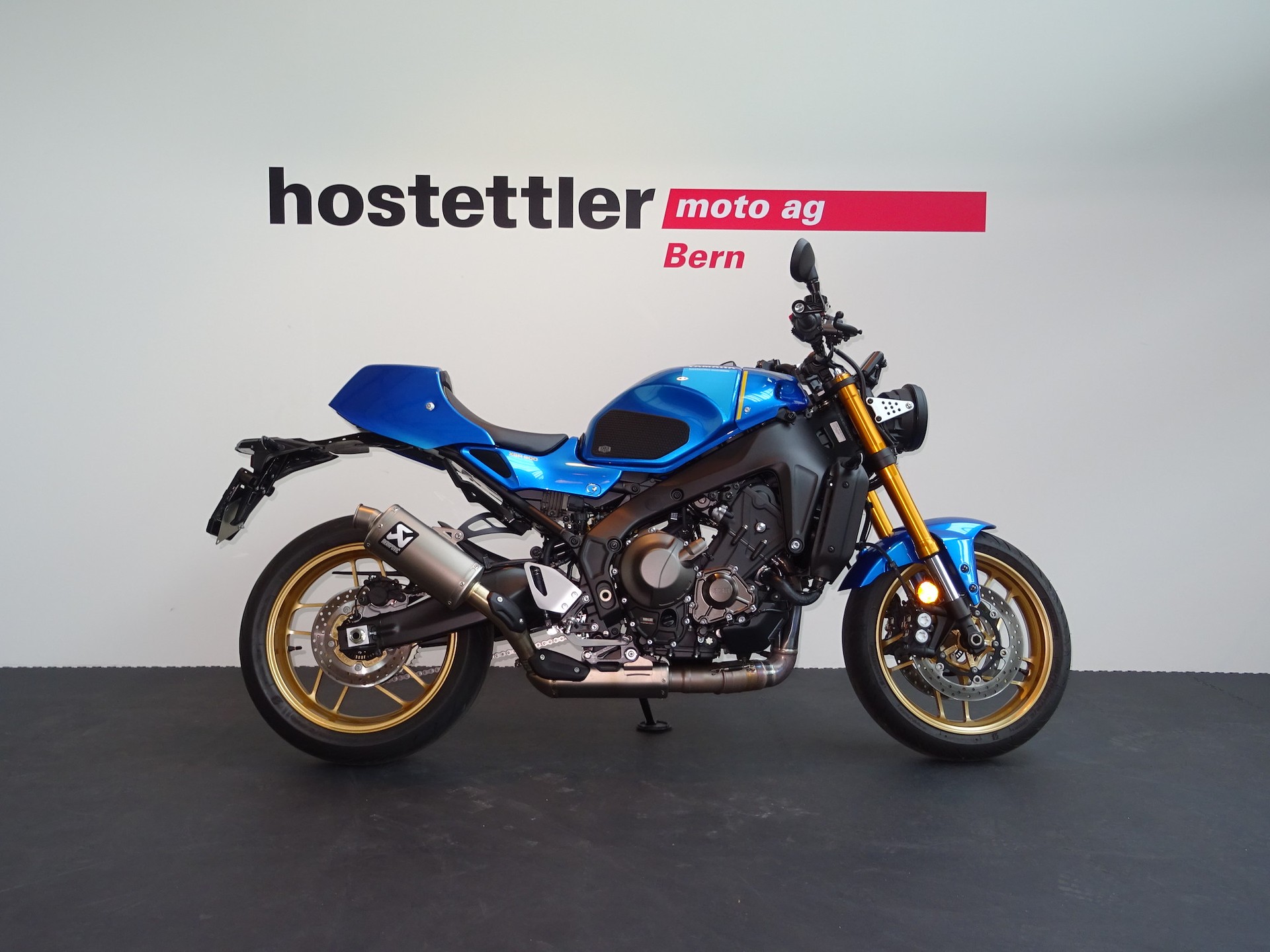 YAMAHA XSR 900-showroom-element-1