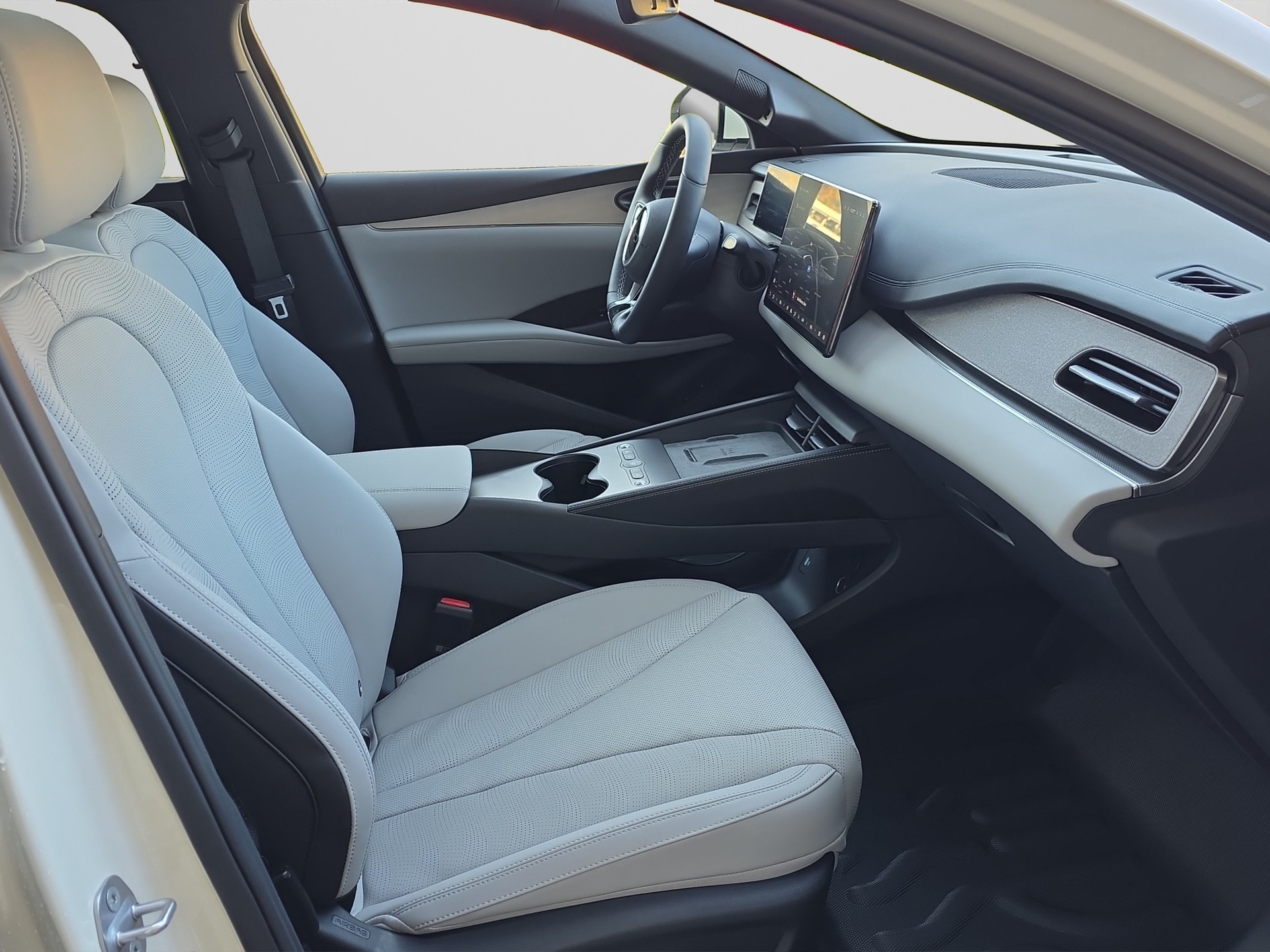 BYD Seal 6 DM-i Comfort Lite-image-11