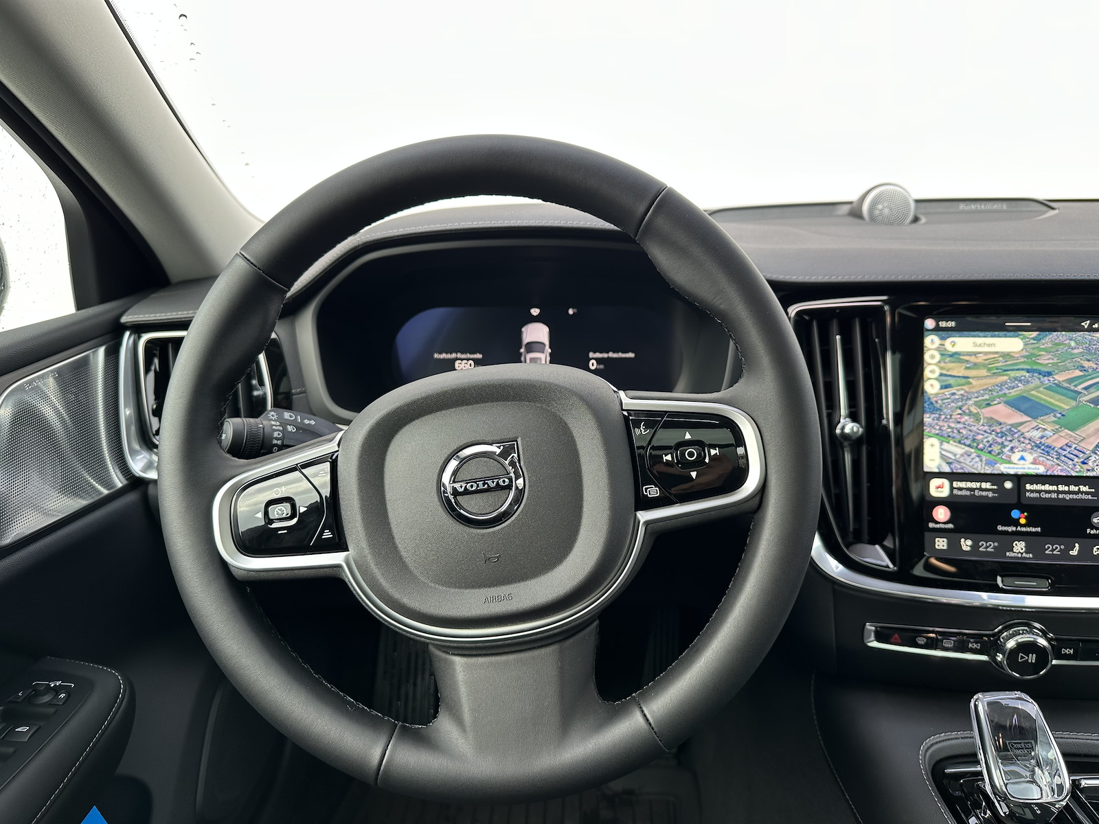 VOLVO V60 2.0 T8 TE Ultra Dark eAWD-image-7