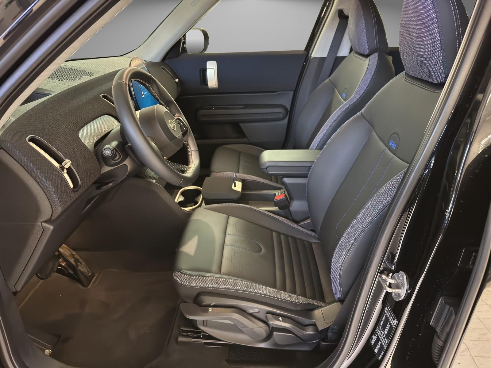MINI Countryman C-image-7