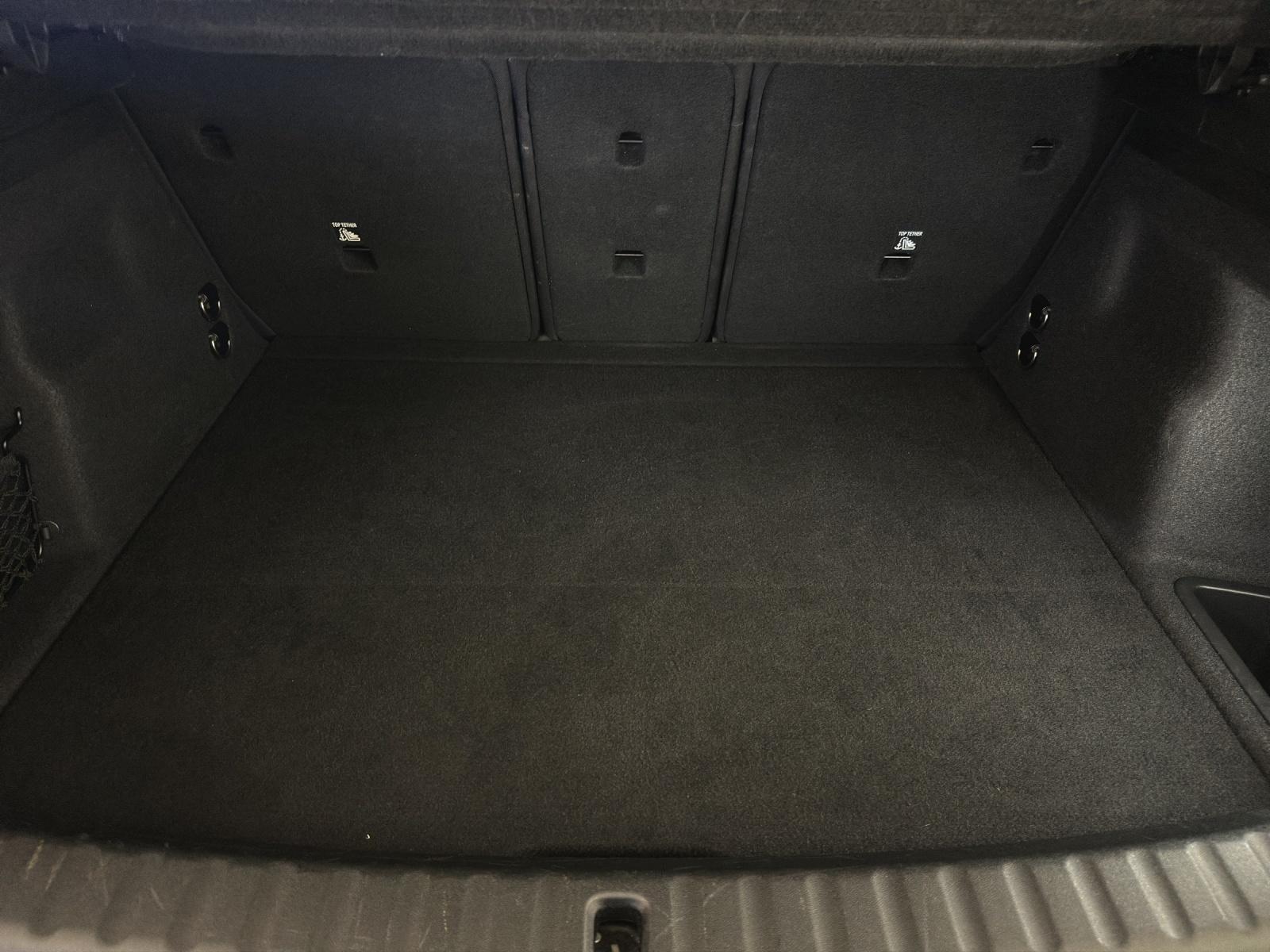 MINI Countryman C-image-17