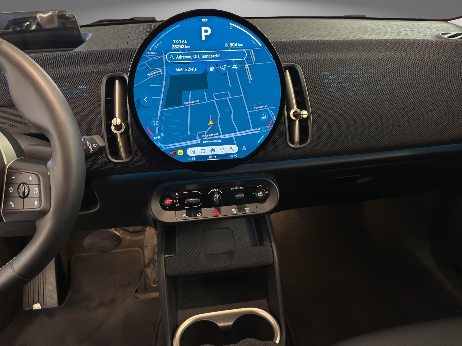 MINI Countryman C-image-11
