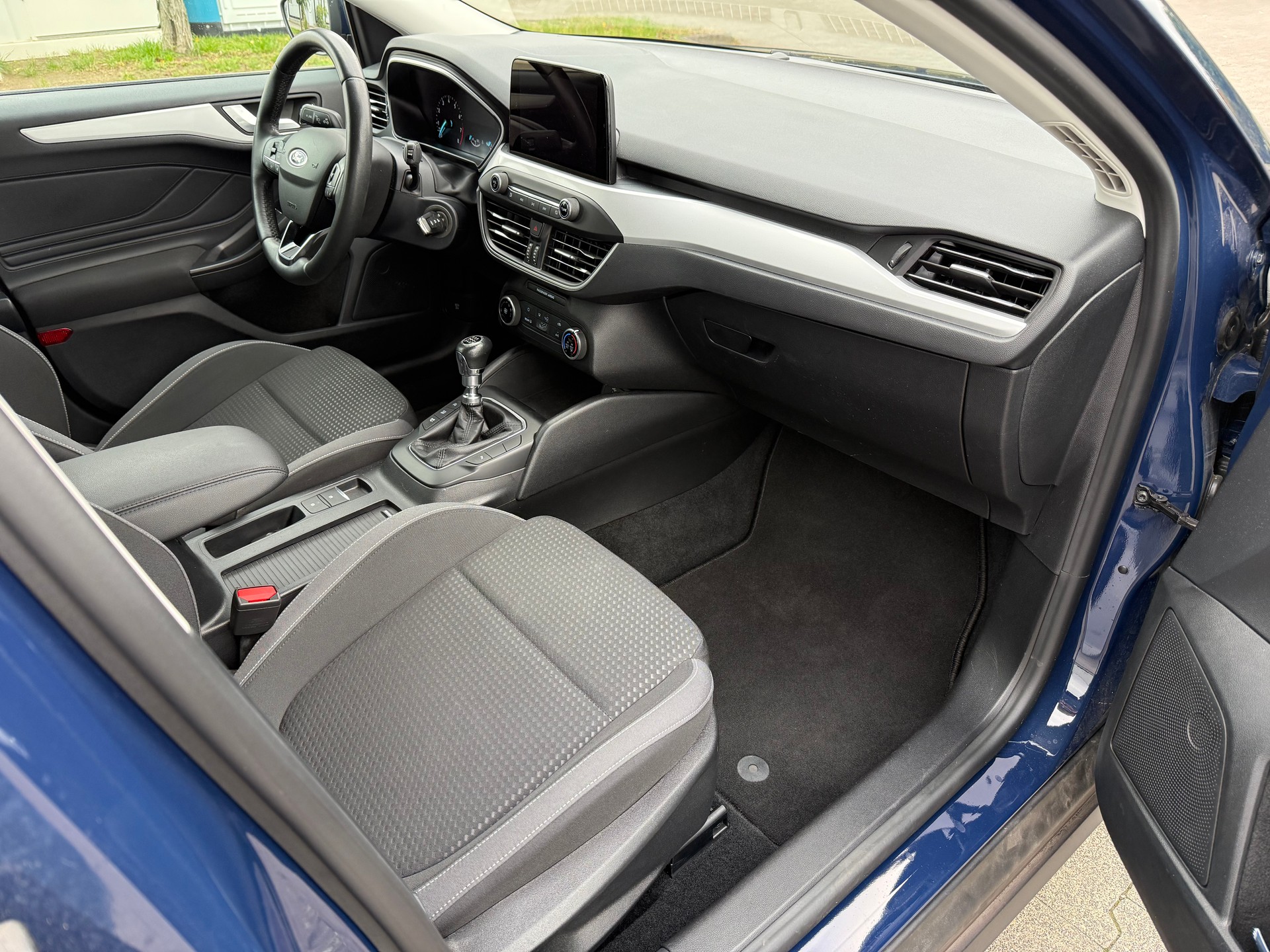 FORD Focus 1.0 SCTi Trend+-image-3