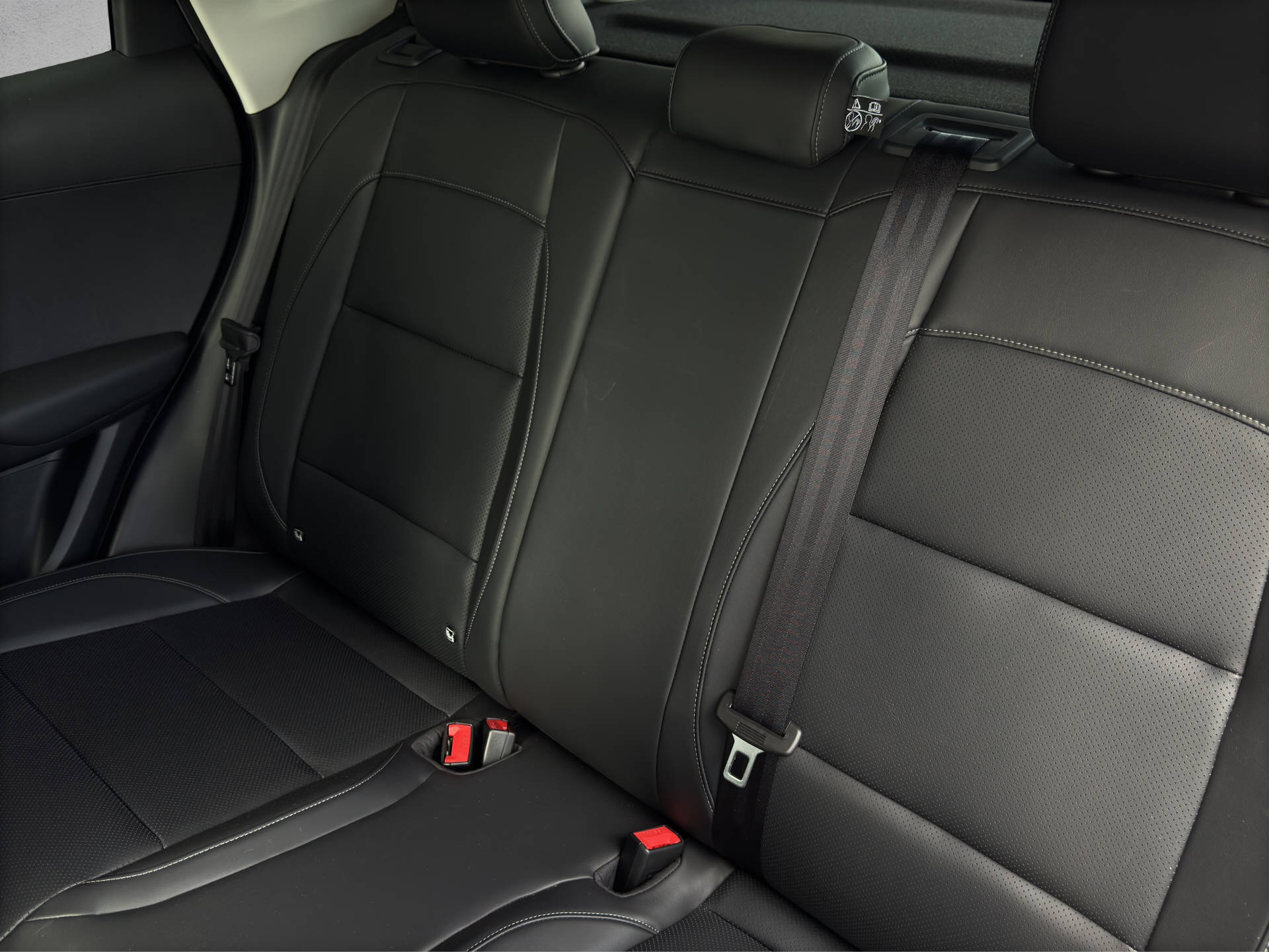 MG ZS 1.5 Hybrid+ Luxury-image-7
