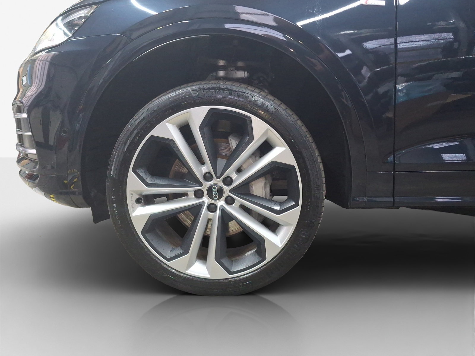 AUDI Q5 55 TFSI e sport quattro-image-15