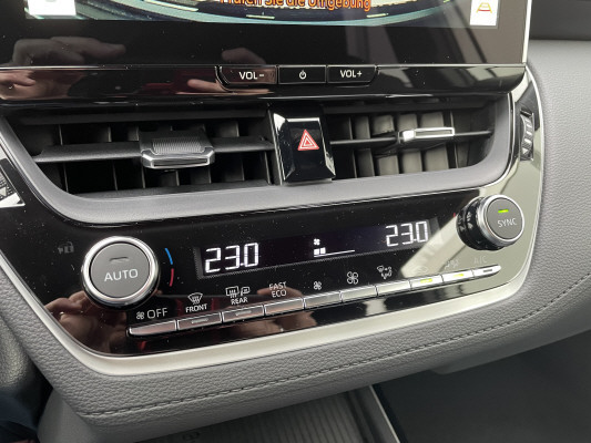 TOYOTA Corolla Cross 2.0 Tre.AWD-image-13