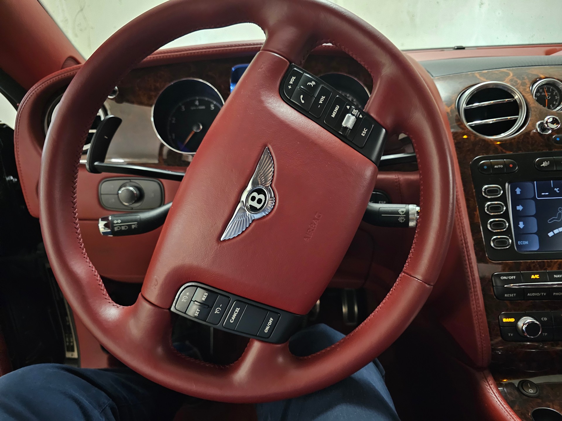 BENTLEY Continental GT 6.0-image-2
