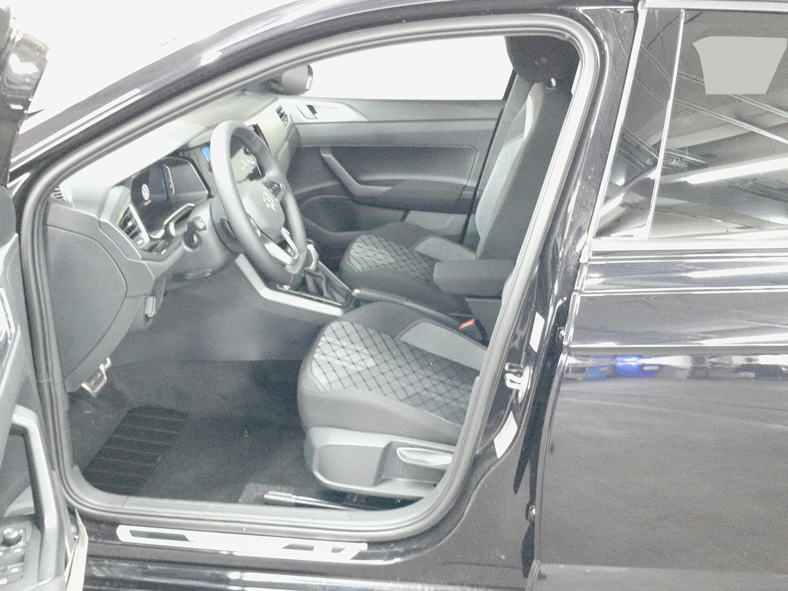 VW Polo 1.0 TSI R-Line DSG-image-0