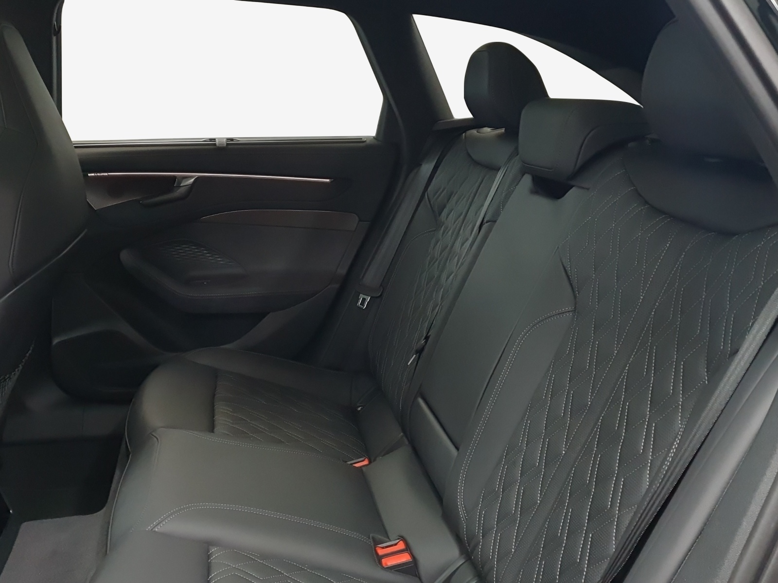 AUDI A6 Avant e-hybrid quattro 270 kW S tronic-image-11