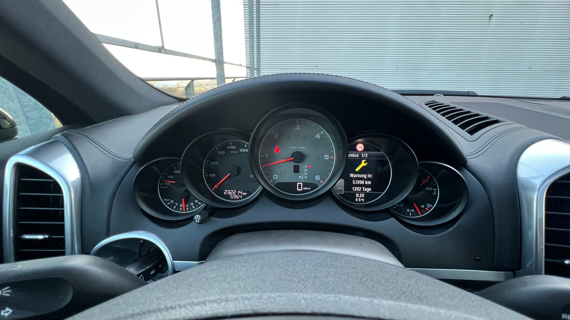 PORSCHE CAYENNE S DIESEL l 382 PS-image-26