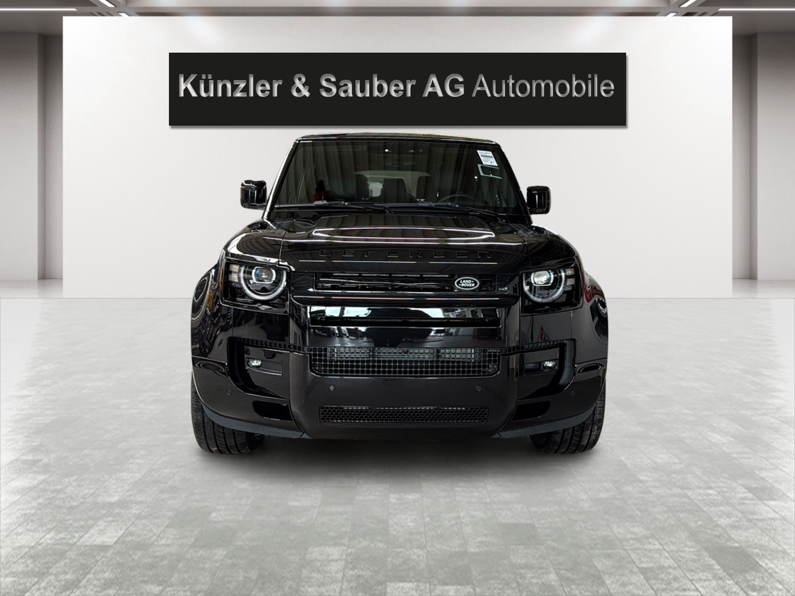 LAND ROVER Defender 130 3.0 D I6 350 X-Dynamic HSE AWD AT8-image-4