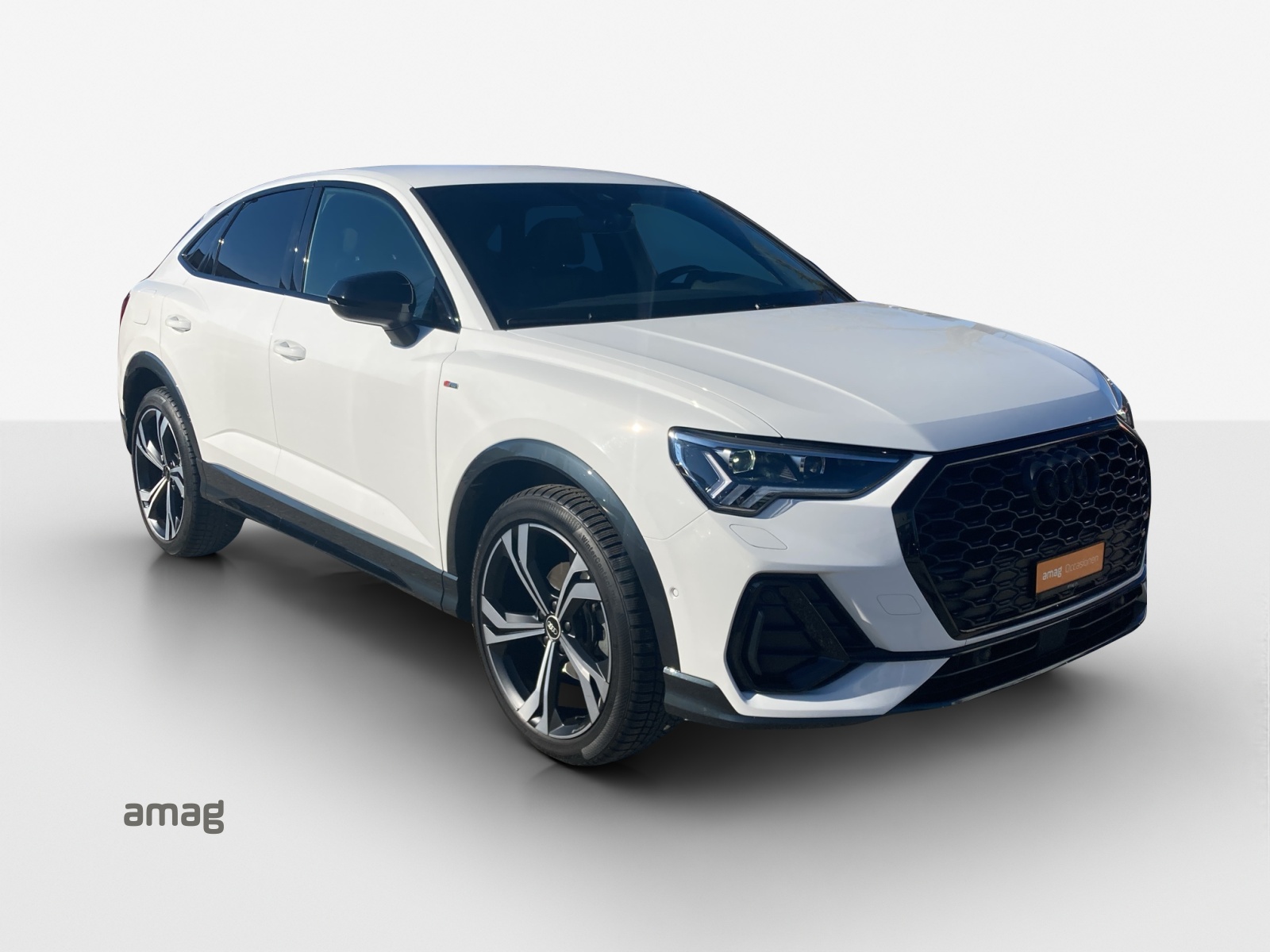 AUDI Q3 Sportback 35 TFSI S line Attraction S-tronic-image-5