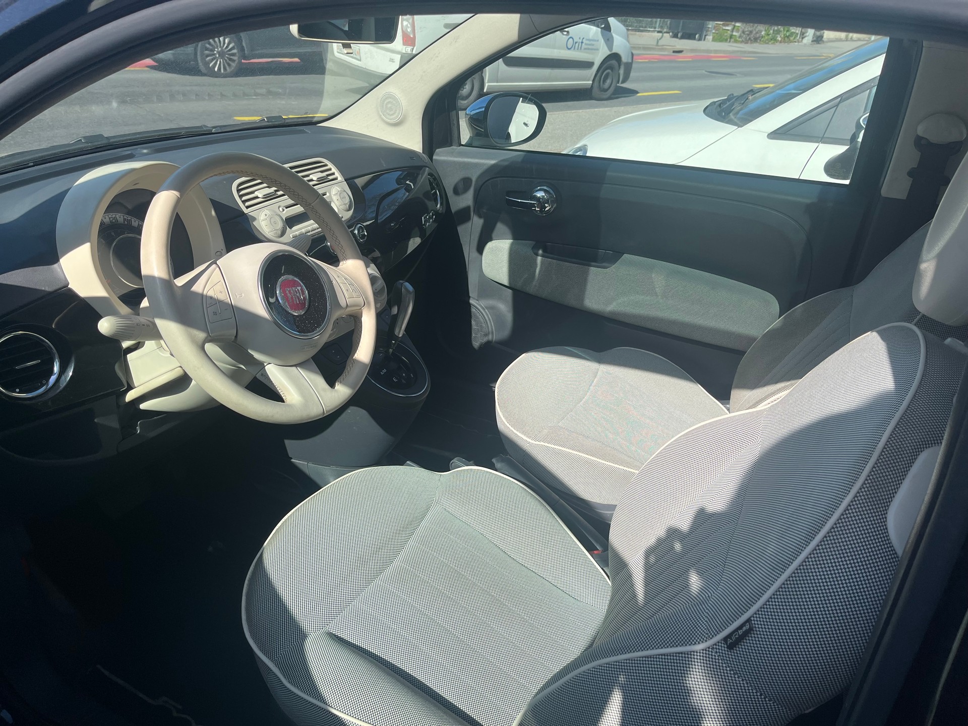 FIAT 500 1.2 Lounge Dualogic-image-3