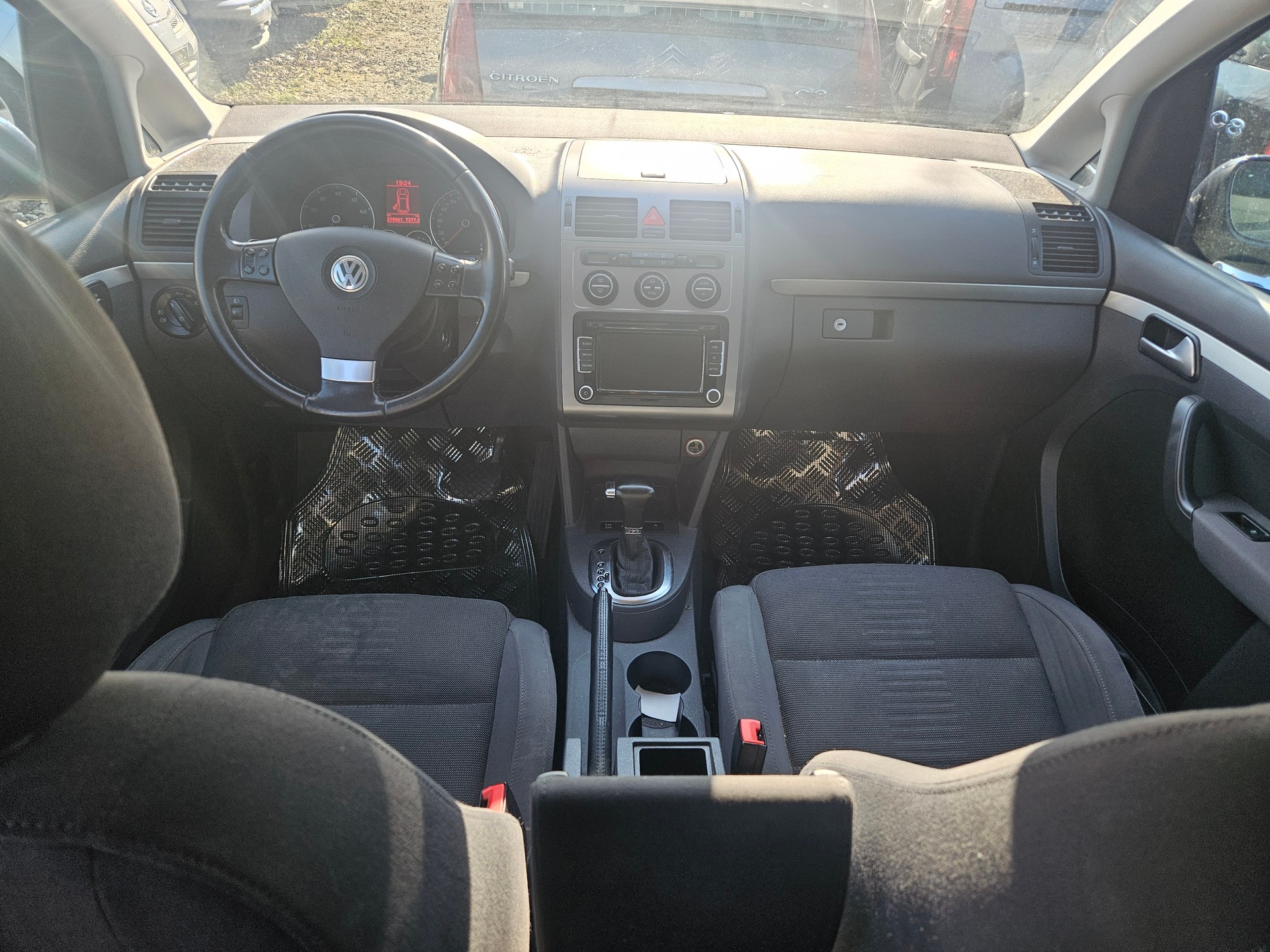 VW Touran 1.4 TSI Highline-image-9