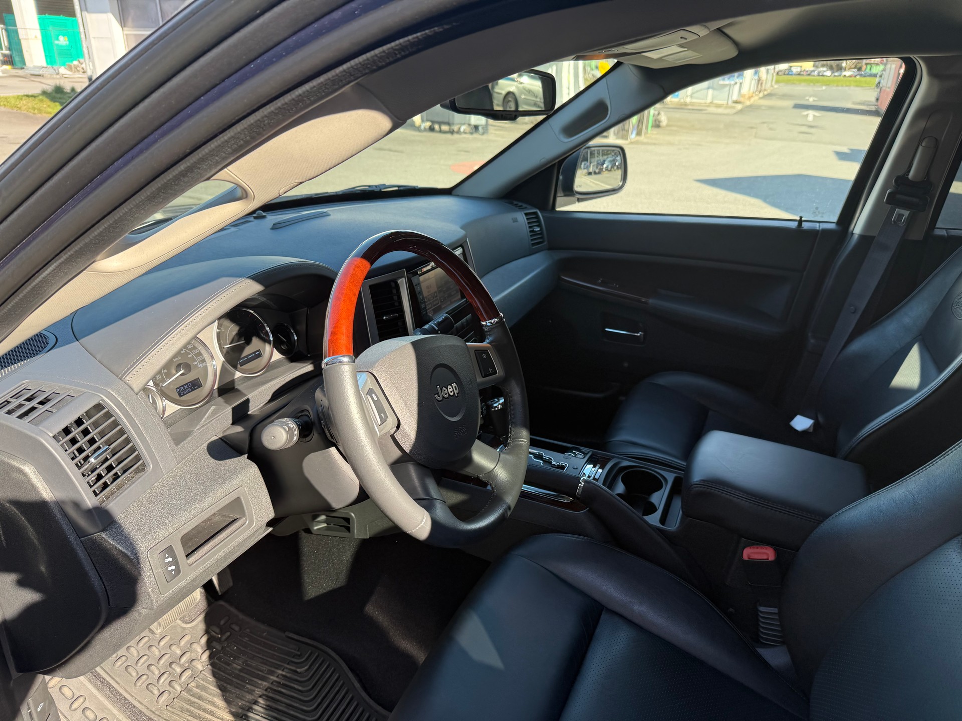 JEEP Gr.Cherokee 3.0 CRD Overland Automatic-image-13