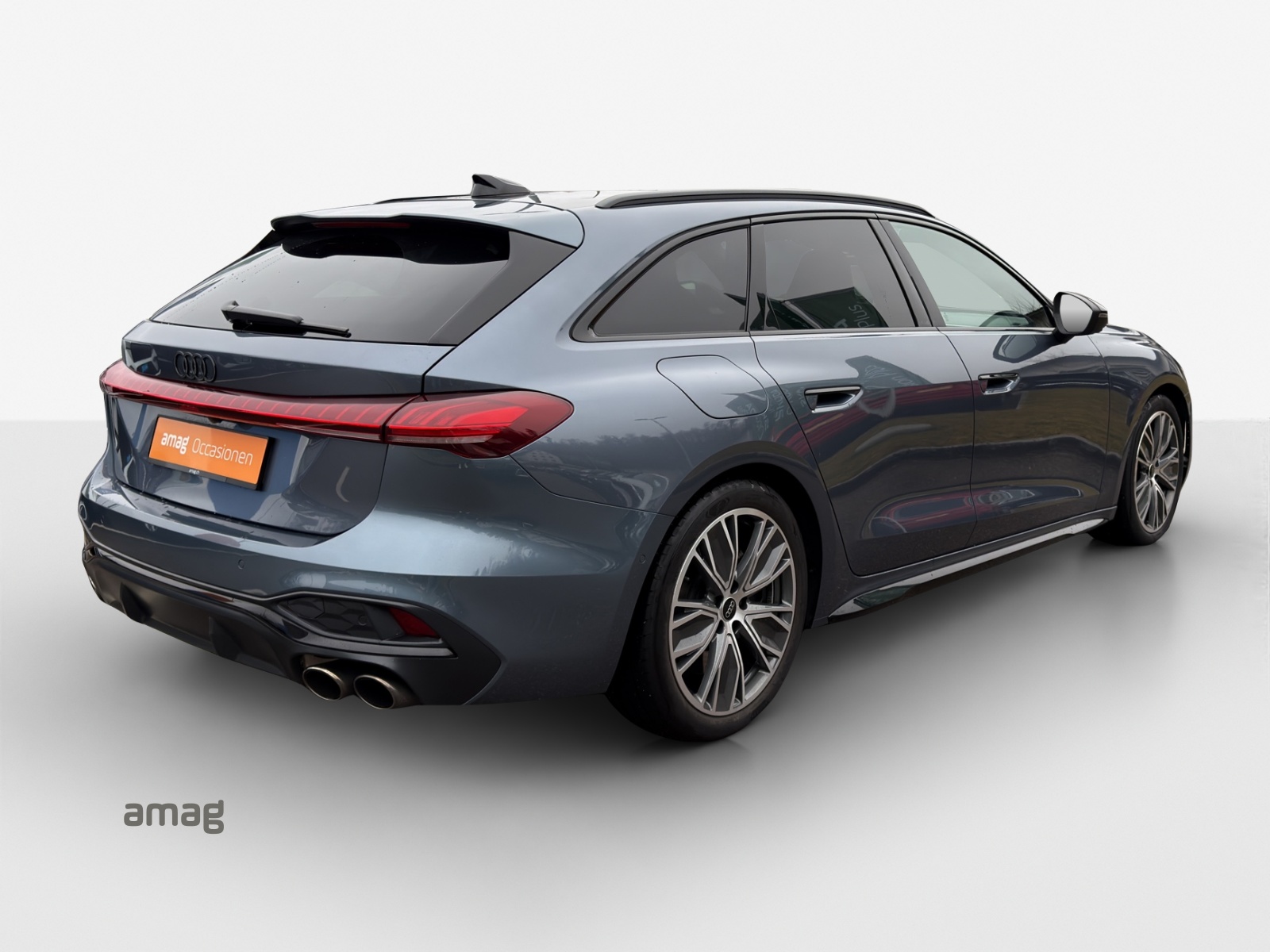 AUDI S5 Avant TFSI quattro S tronic-image-4