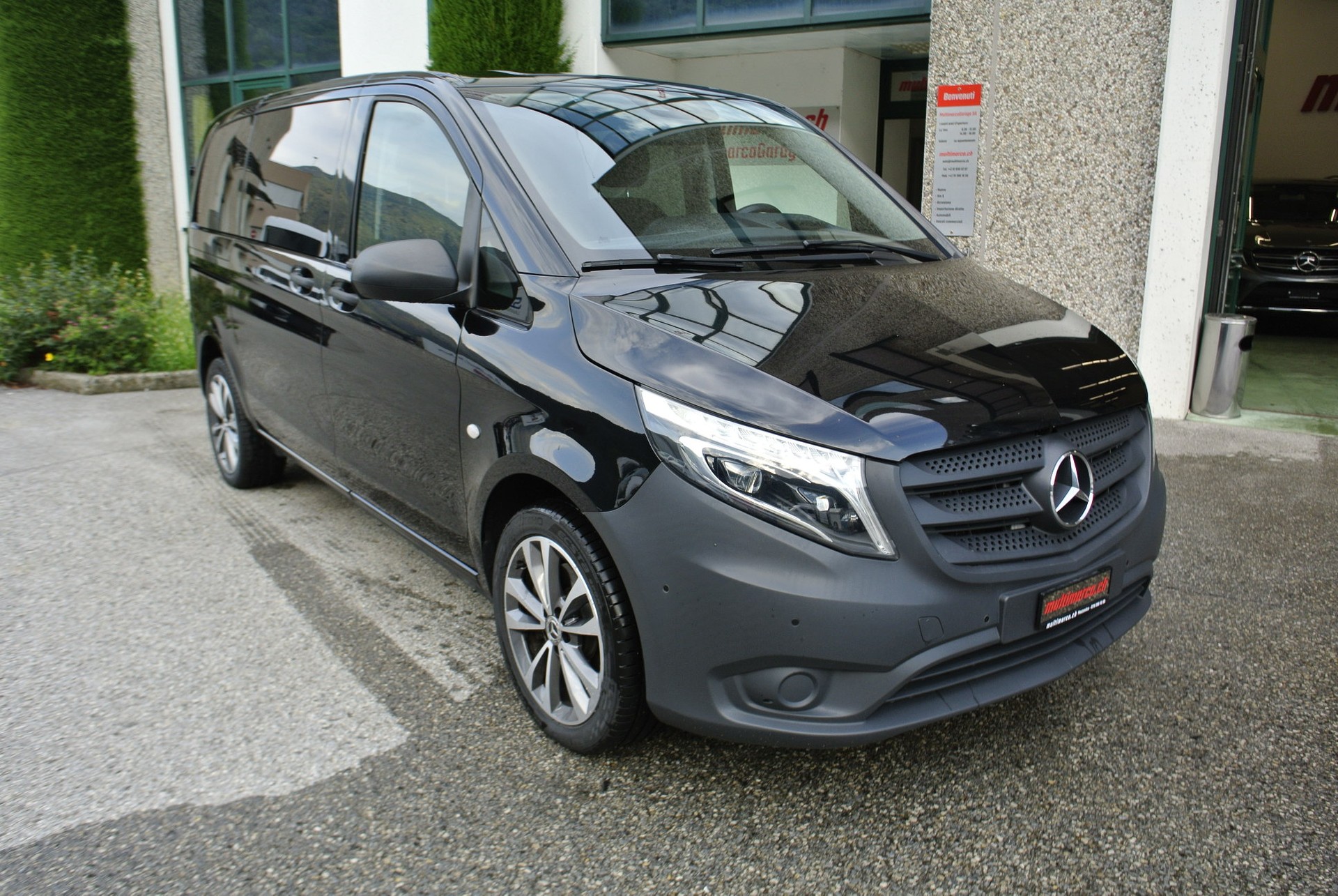 MERCEDES-BENZ Vito 116 CDI Pro Tourer 4Matic 9G-Tronic-showroom-element-2