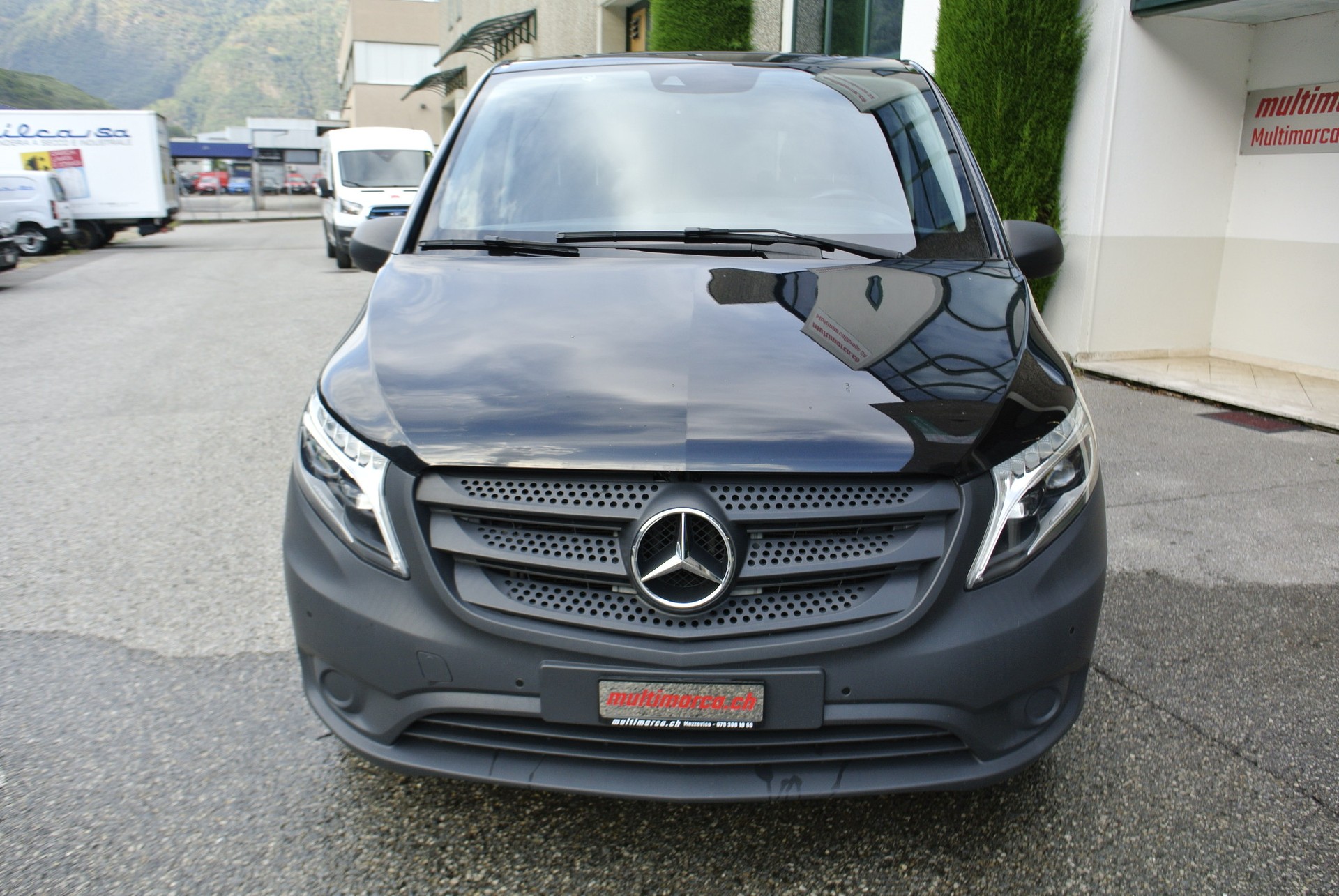 MERCEDES-BENZ Vito 116 CDI Pro Tourer 4Matic 9G-Tronic-showroom-element-1