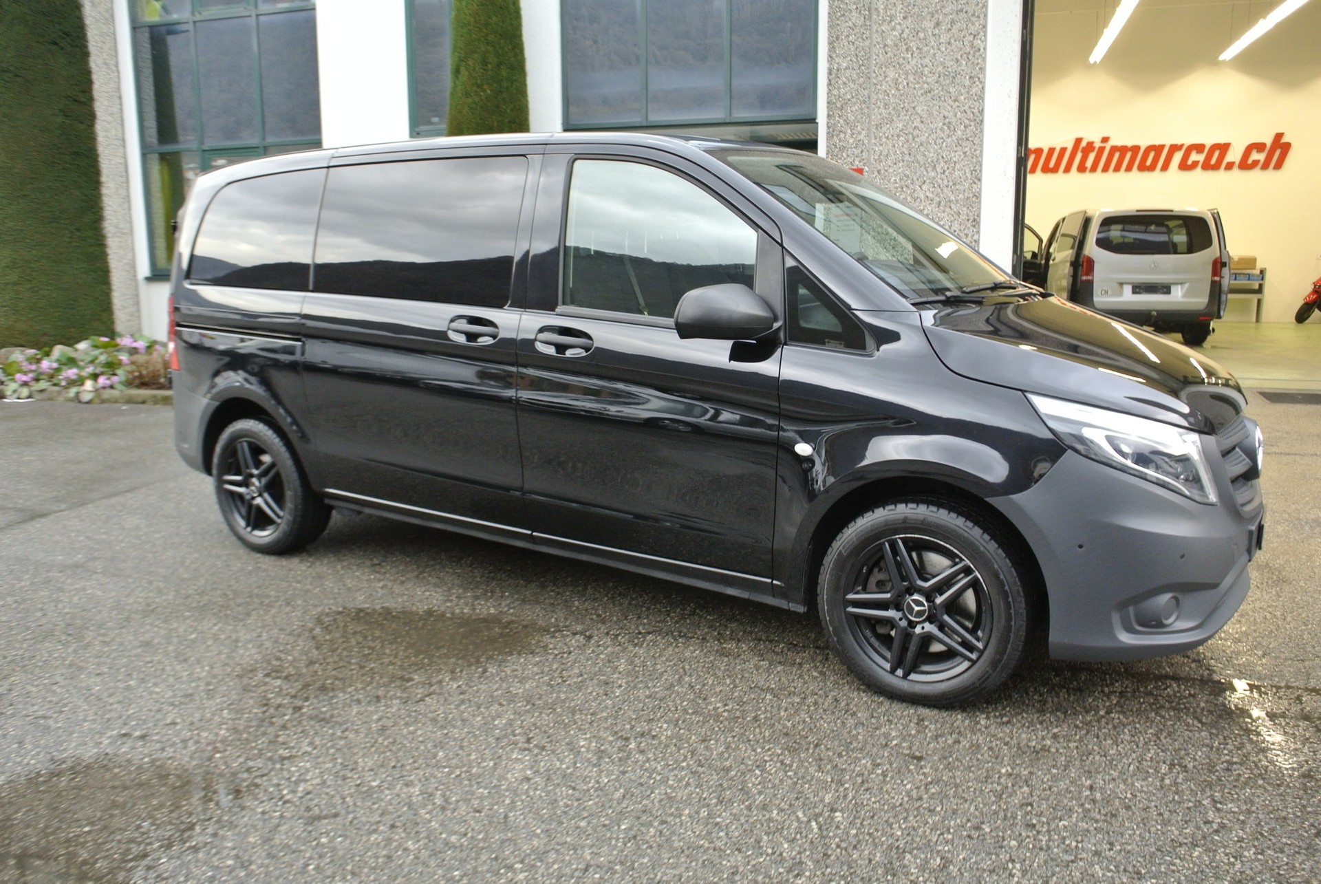 MERCEDES-BENZ Vito 116 CDI Pro Tourer 4Matic 9G-Tronic-image-5