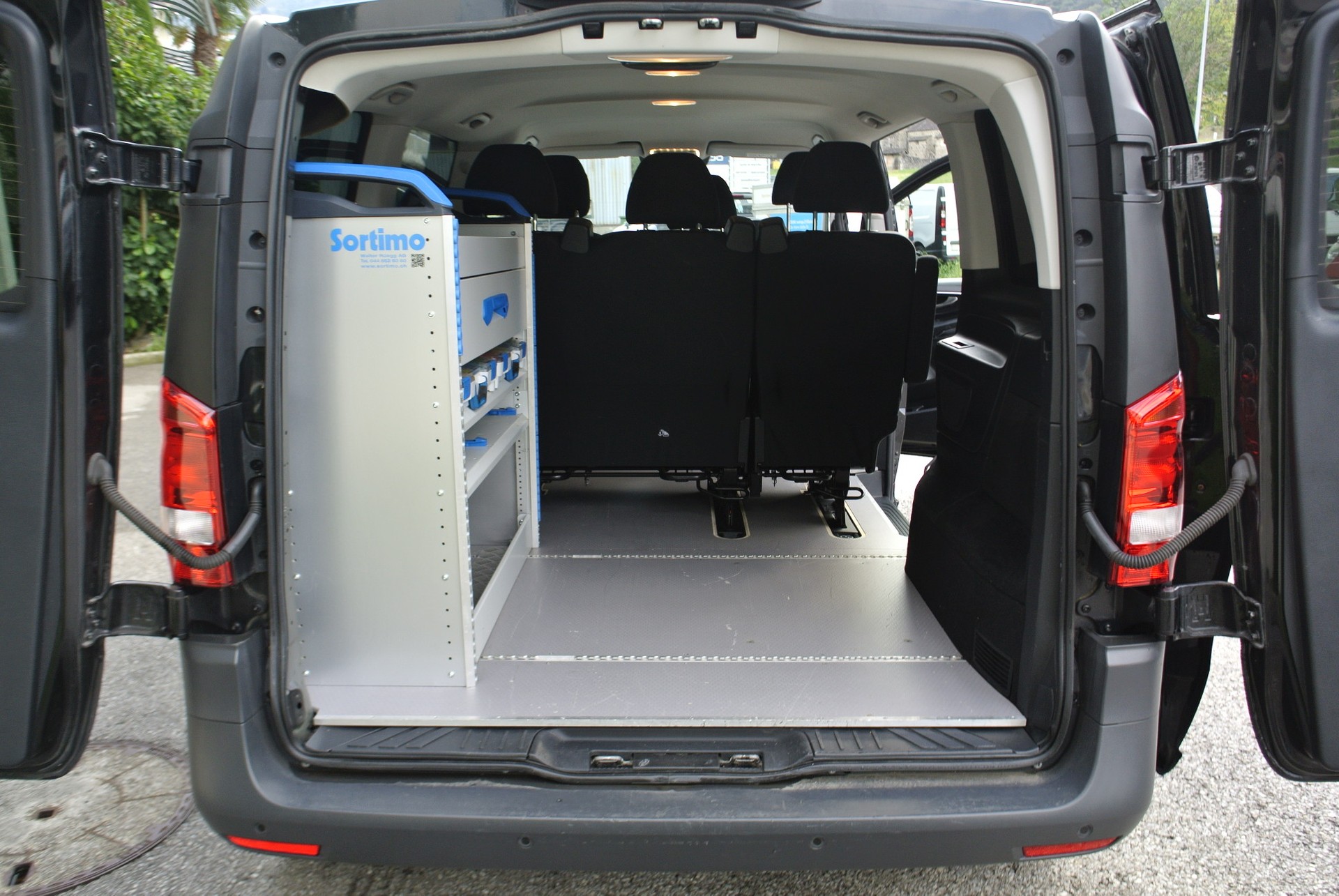 MERCEDES-BENZ Vito 116 CDI Pro Tourer 4Matic 9G-Tronic-image-19