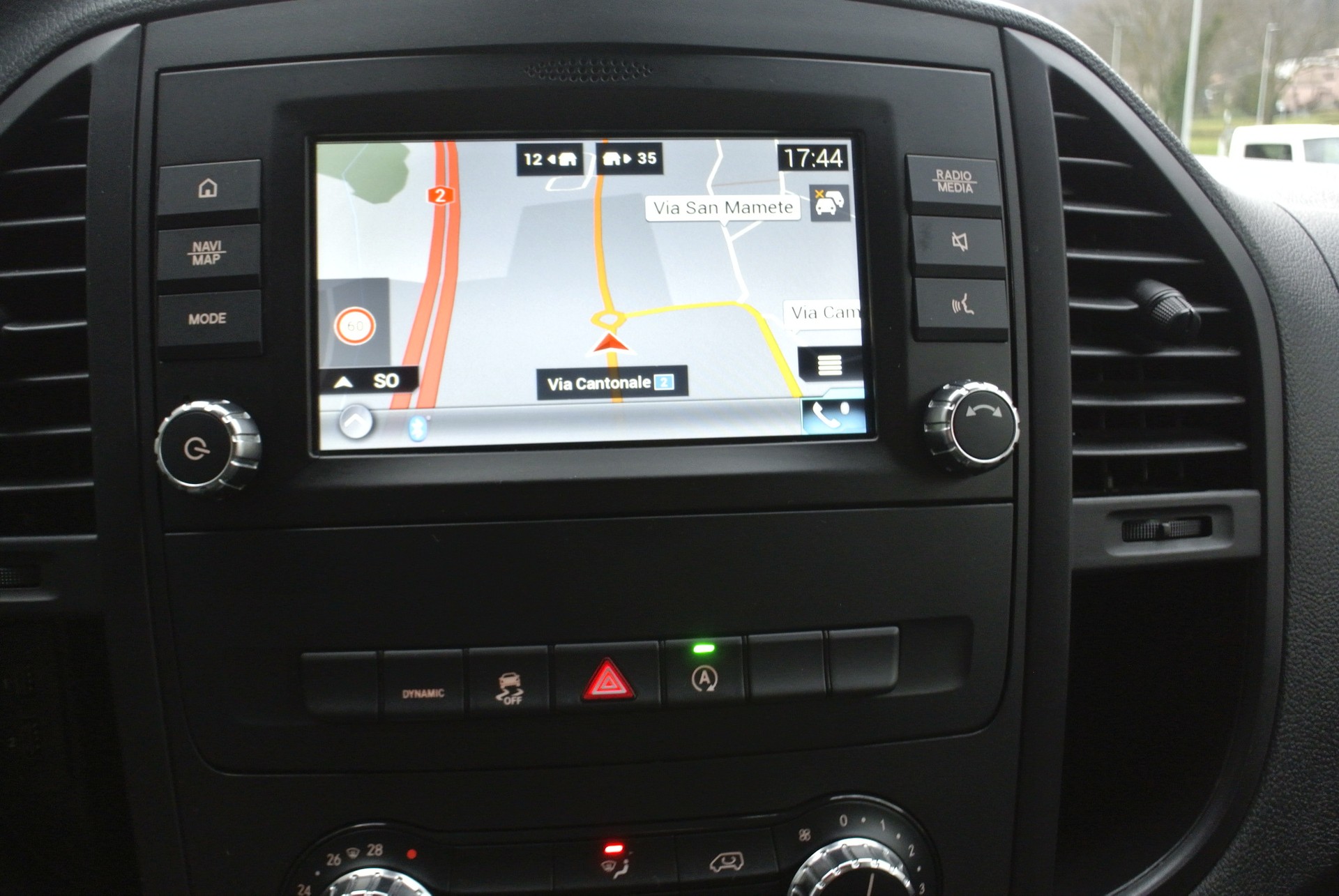 MERCEDES-BENZ Vito 116 CDI Pro Tourer 4Matic 9G-Tronic-image-29