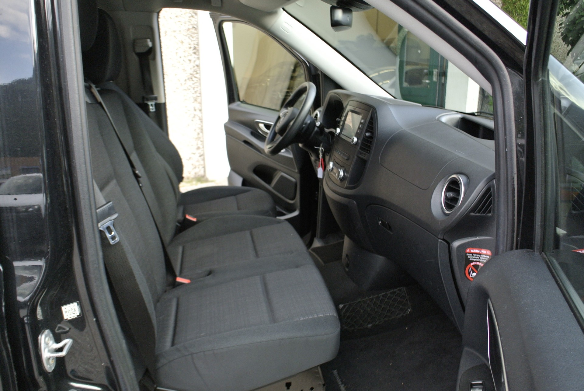 MERCEDES-BENZ Vito 116 CDI Pro Tourer 4Matic 9G-Tronic-image-14