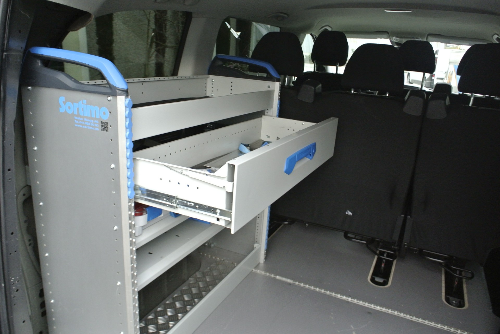 MERCEDES-BENZ Vito 116 CDI Pro Tourer 4Matic 9G-Tronic-image-24