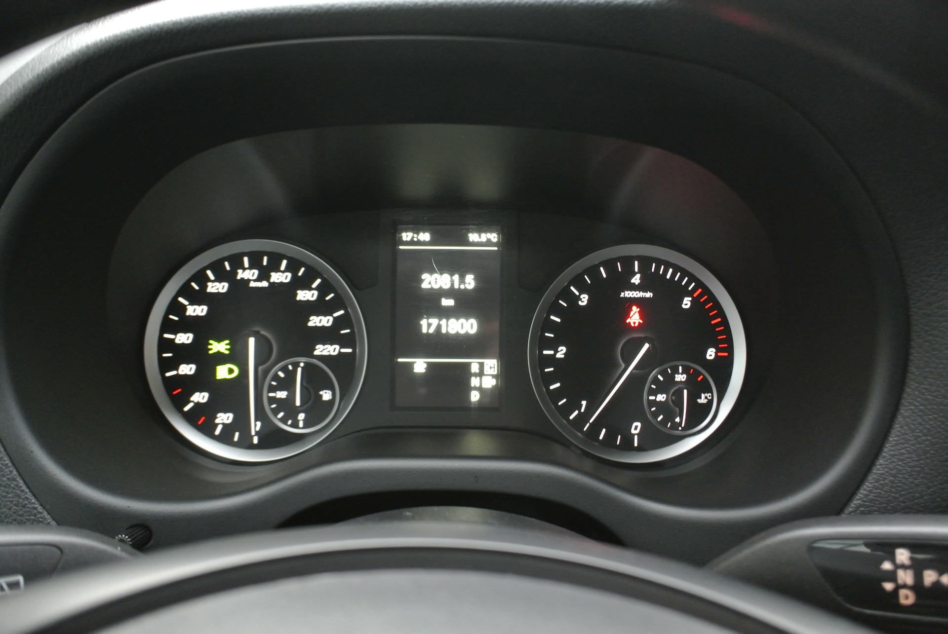 MERCEDES-BENZ Vito 116 CDI Pro Tourer 4Matic 9G-Tronic-image-27