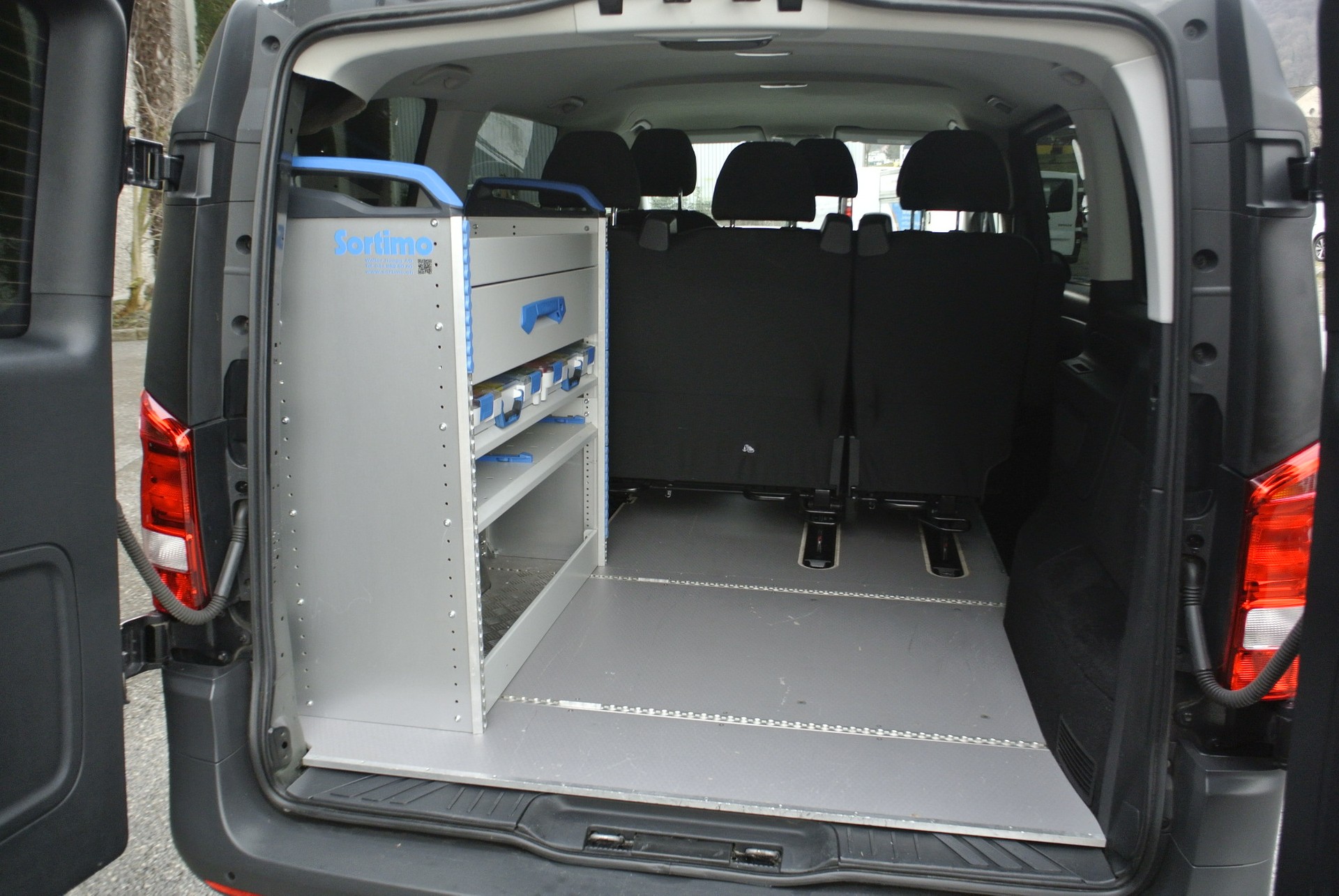 MERCEDES-BENZ Vito 116 CDI Pro Tourer 4Matic 9G-Tronic-image-12